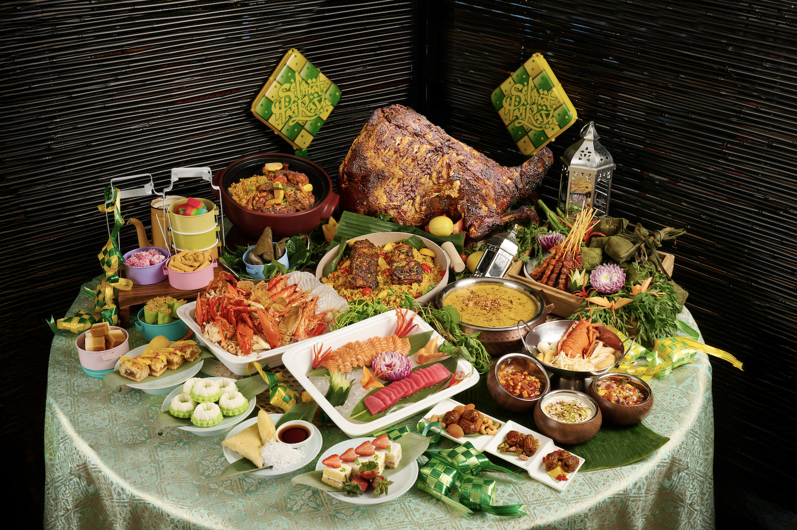 Asian Market Cafe at Fairmont Singapore