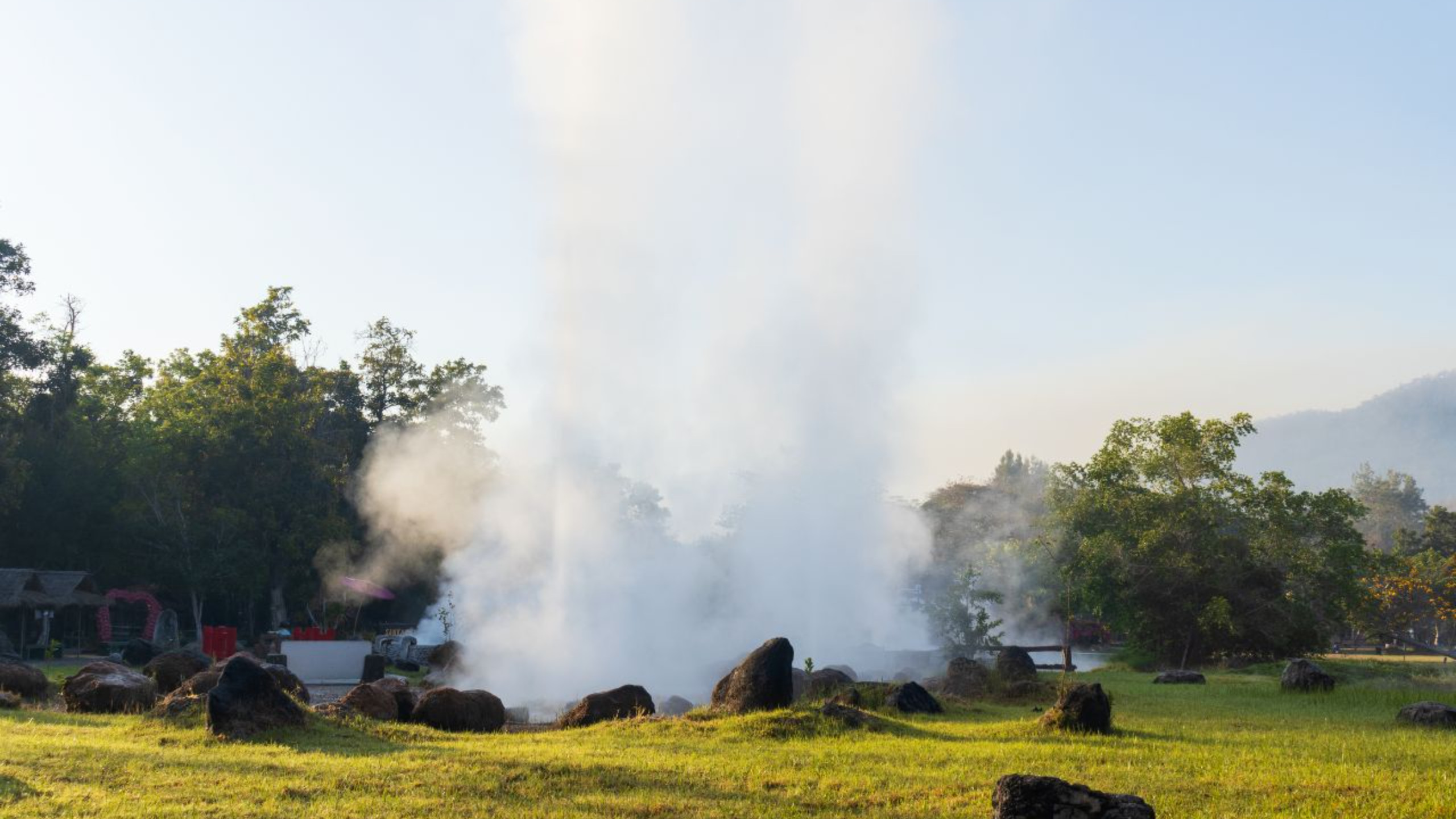 Chiang Mai San Kamphaeng Half-Day Private Cultural Tour