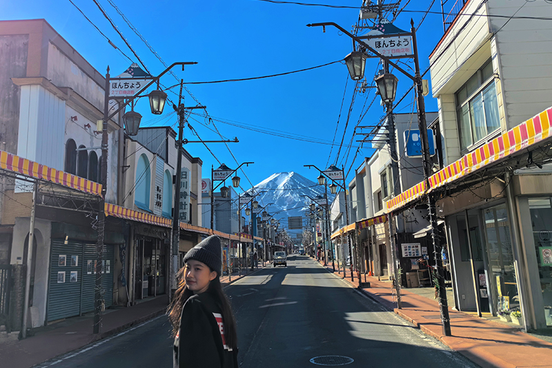 【富士山六大拍照勝地打卡+賞花】山中湖拍富士山倒影&日川時計店&羅森便利店&淺間公園&河口湖|東京出發