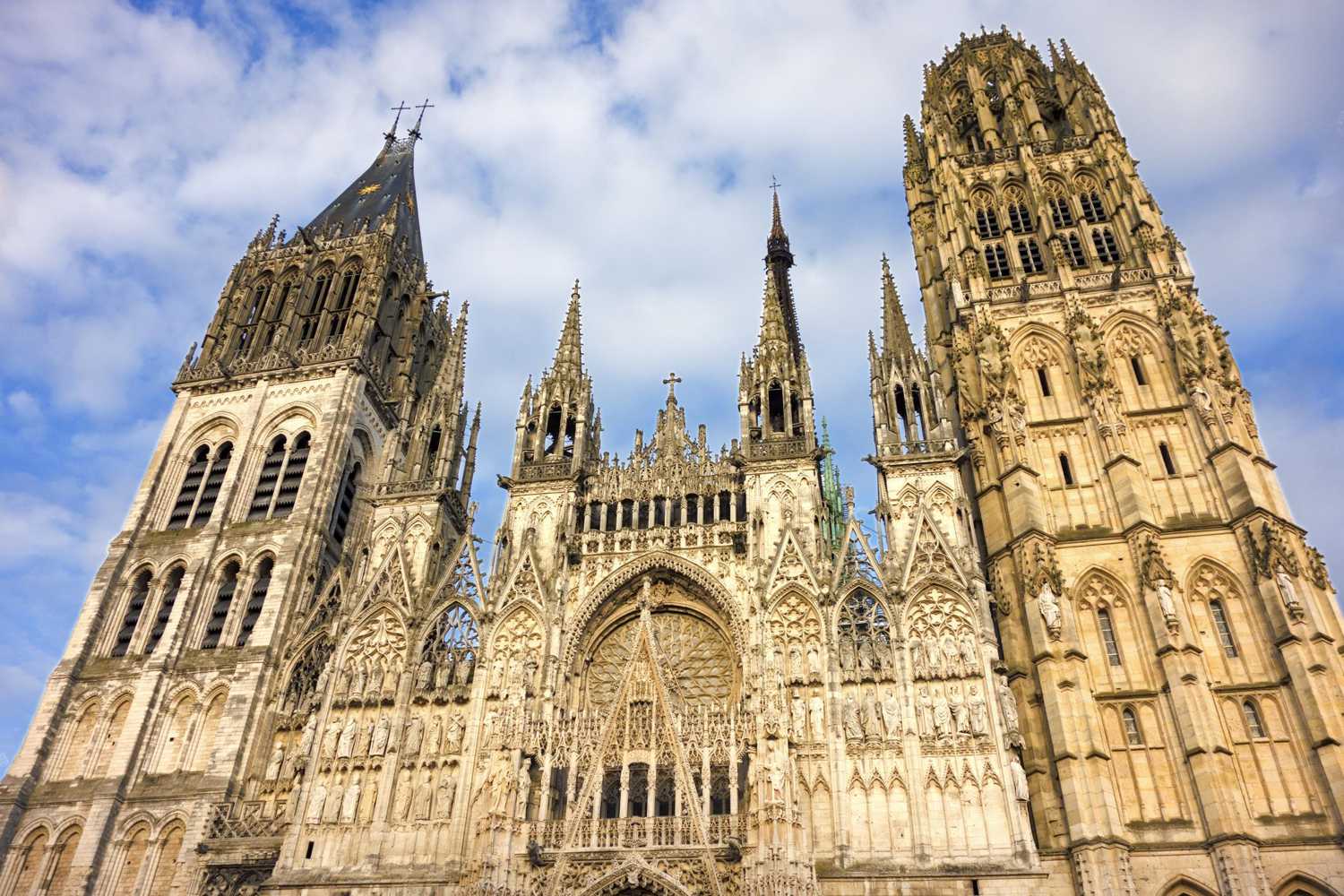 Honfleur Etretat and Rouen Private Normandy Tour from Paris