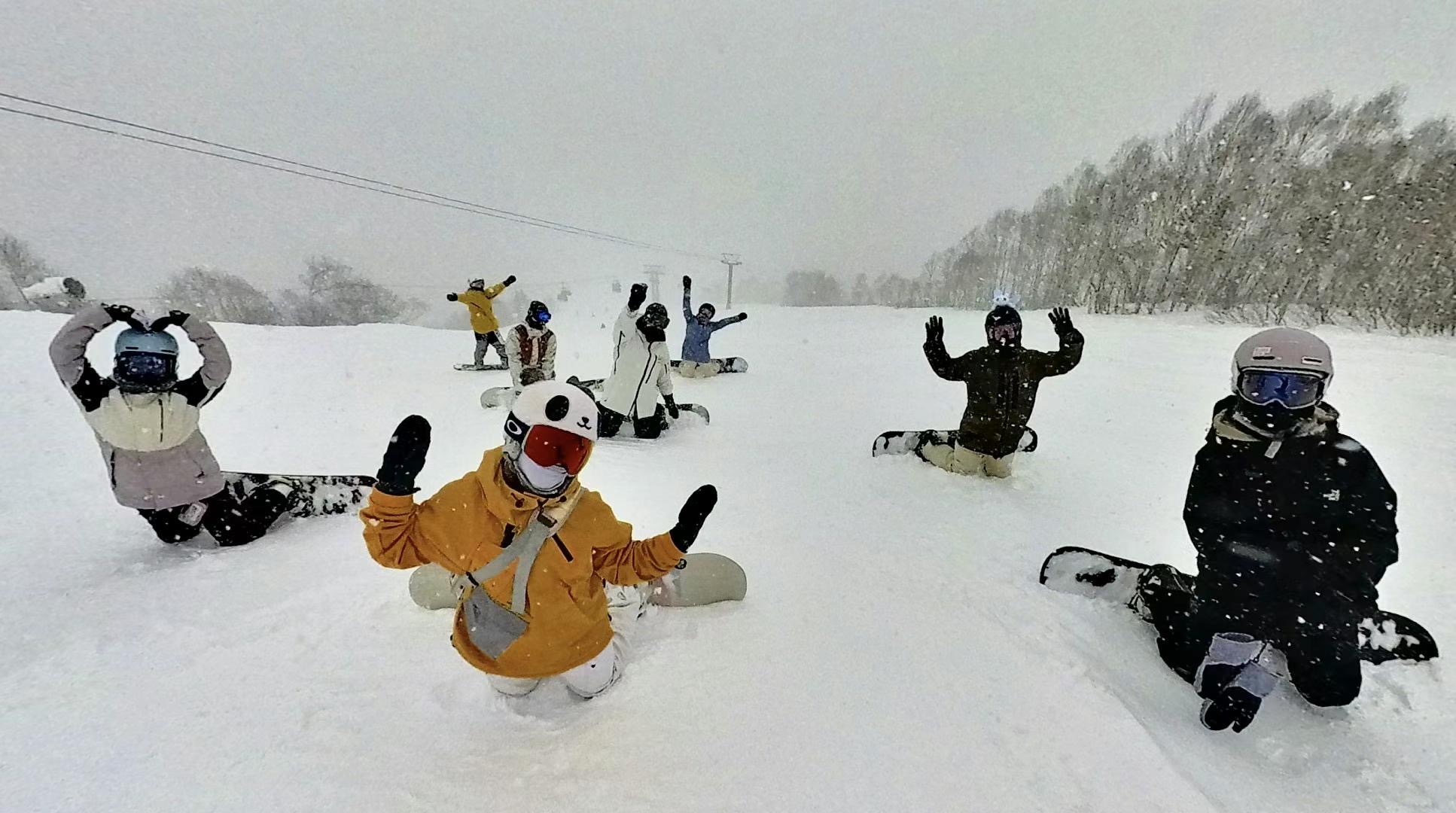 Private Chinese Ski Lesson in Furano 3/6 hours