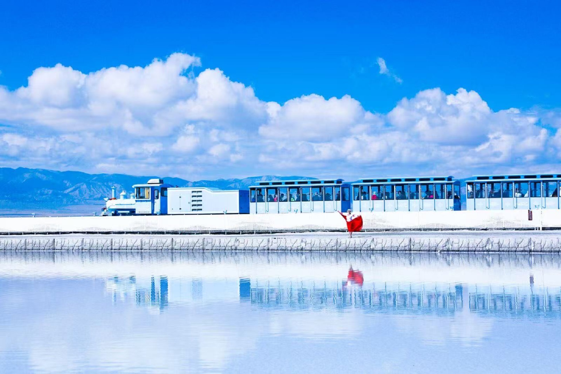 Xining Qinghai Lake and Chaka Salt Lake Day Tour (Including Tour Guide)