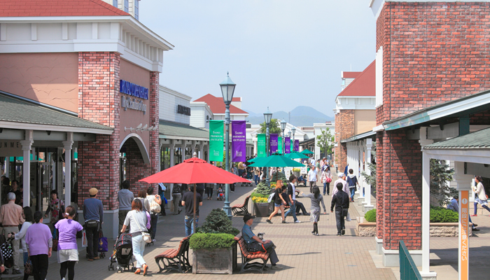 【東京近郊】足利花卉公園&草莓園採果體驗&佐野 Premium Outlets 一日遊（私人包車）