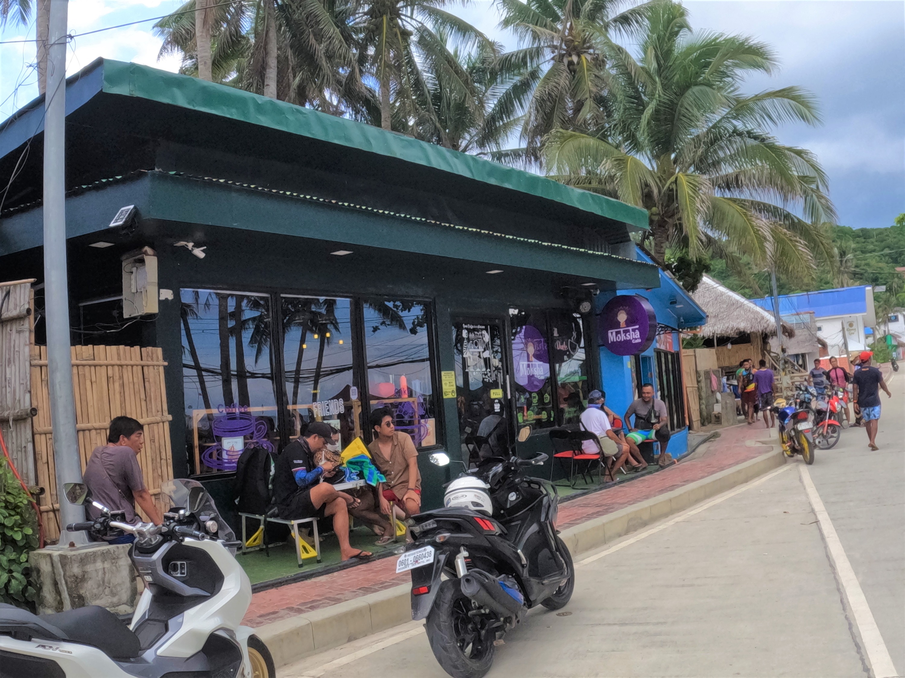 Moksha Cafe Boracay 