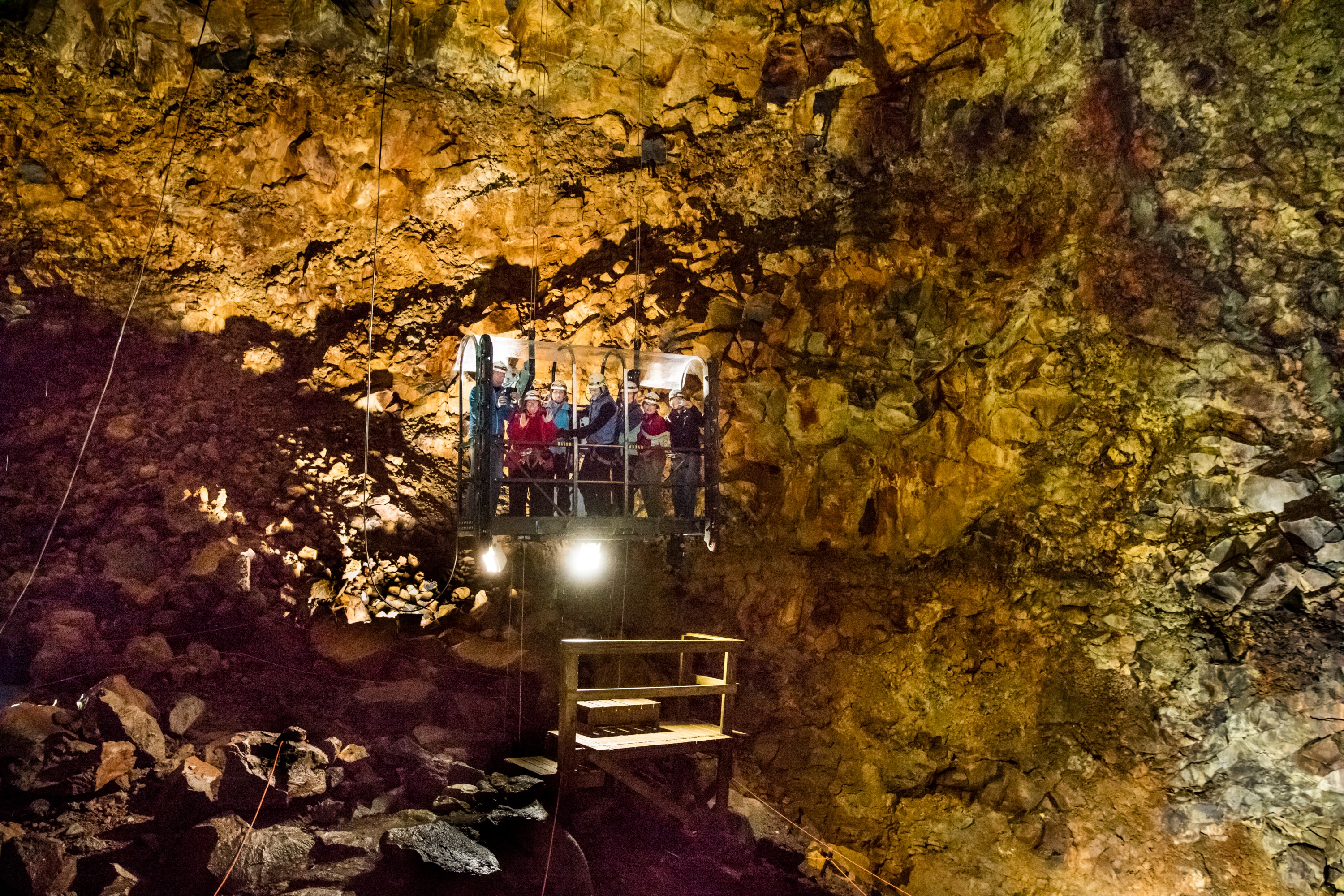 Thrihnukagigur Volcano Guided Hiking Tour