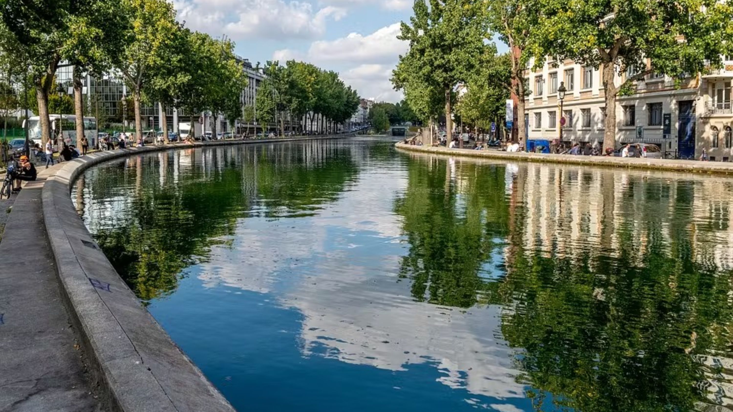 Paris Canal Saint-Martin Half-Day Small Group River Cruise