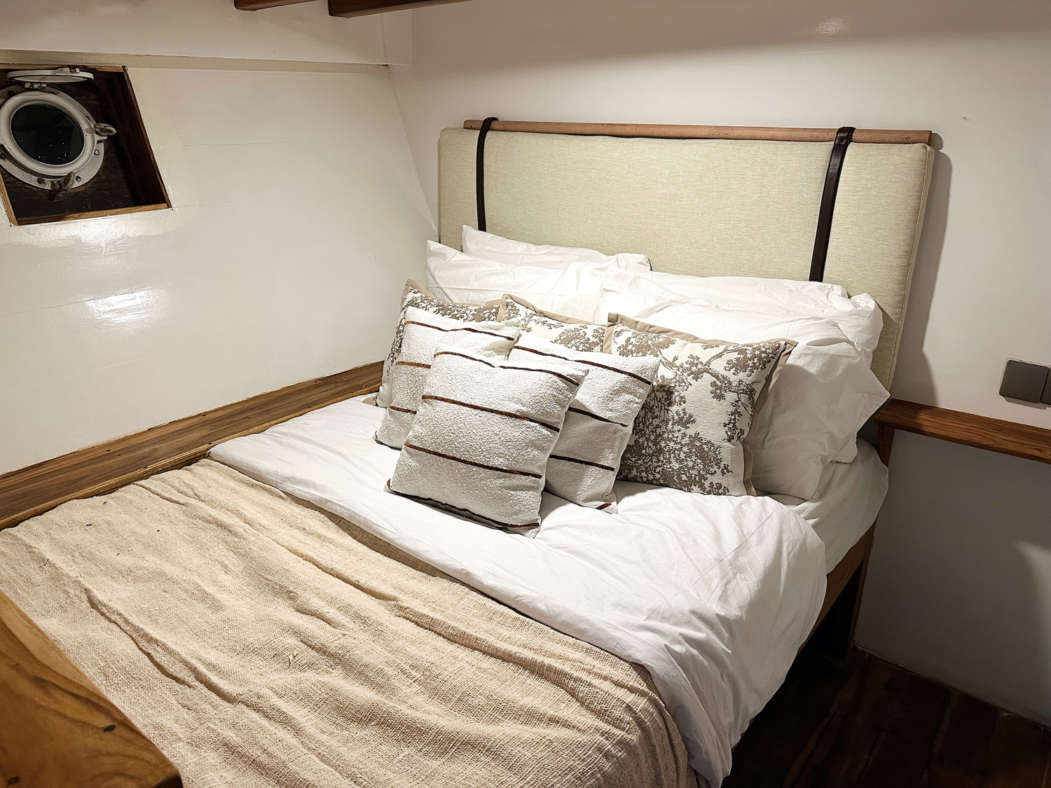 BOAT 2 - Studio Cabin, located in the lower deck, its the smallest room by space in the boat, but trust us, you'll get very close and cuddly soon. luggage storage is available just outside of the room BOAT 2 - Studio Cabin, located in the lower deck, its the smallest room by space in the boat, but trust us, you'll get very close and cuddly soon. luggage storage is available just outside of the room