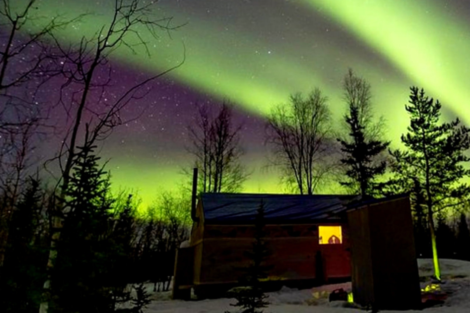 Ночной тур по обсерваторной кабине для наблюдения за северным сиянием в Йеллоунайфе