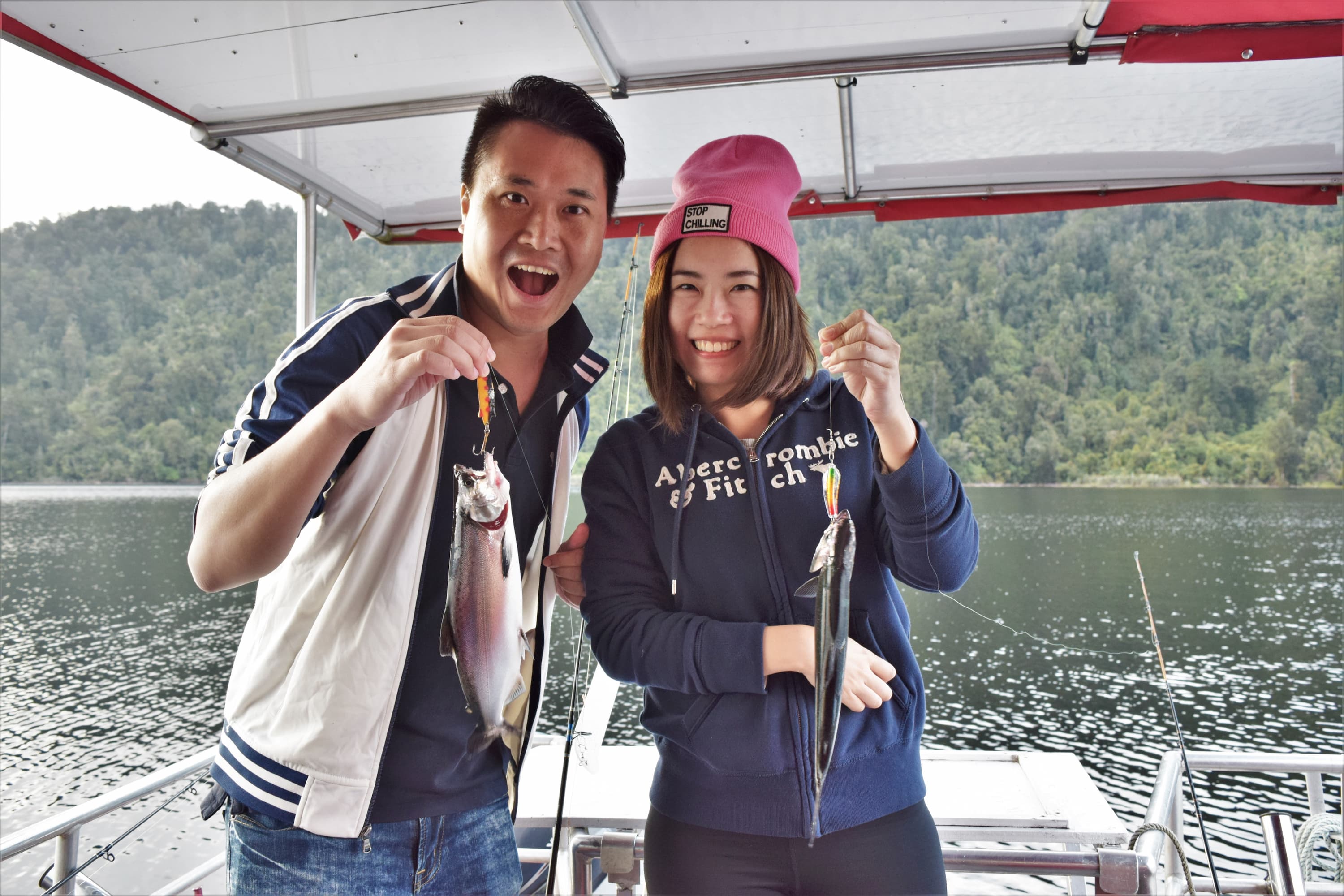鮭魚湖 (Salmon on Lake Mapourika)