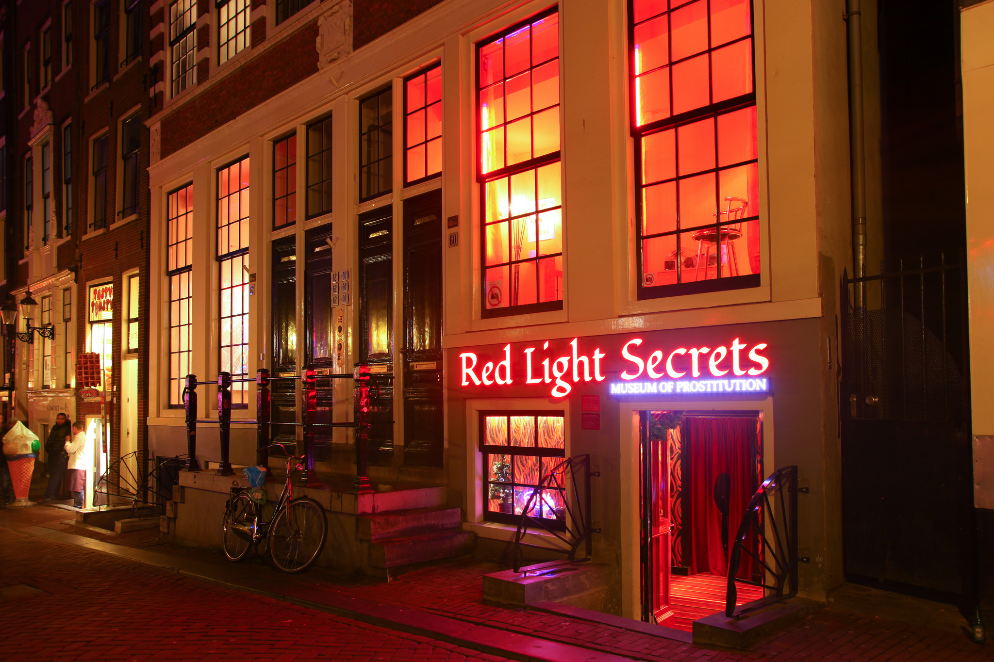 美少女的荷兰深度游：红灯区、博物馆？帮你一键搞定～_阿姆斯特丹