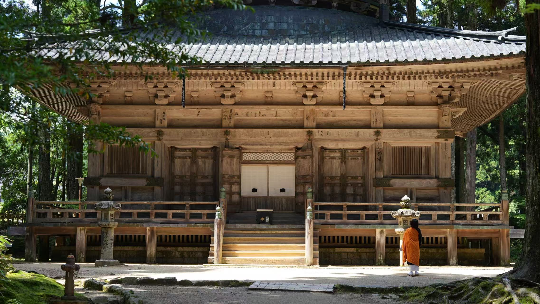 Koyasan One-day UNESCO site & Hidden Gems Tour