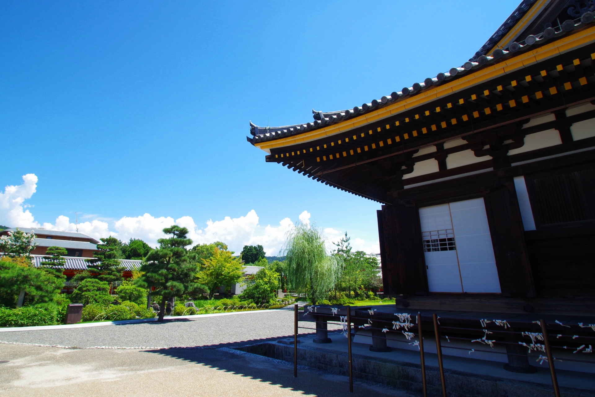Kyoto Cultural Heritage Day Tour｜Kinkaku-ji Temple, Arashiyama, Sanjusangendo Temple, and Kiyomizu-dera Temple｜Optional Kobe Beef Shabu-shabu Lunch (Departing from Osaka and Kyoto)