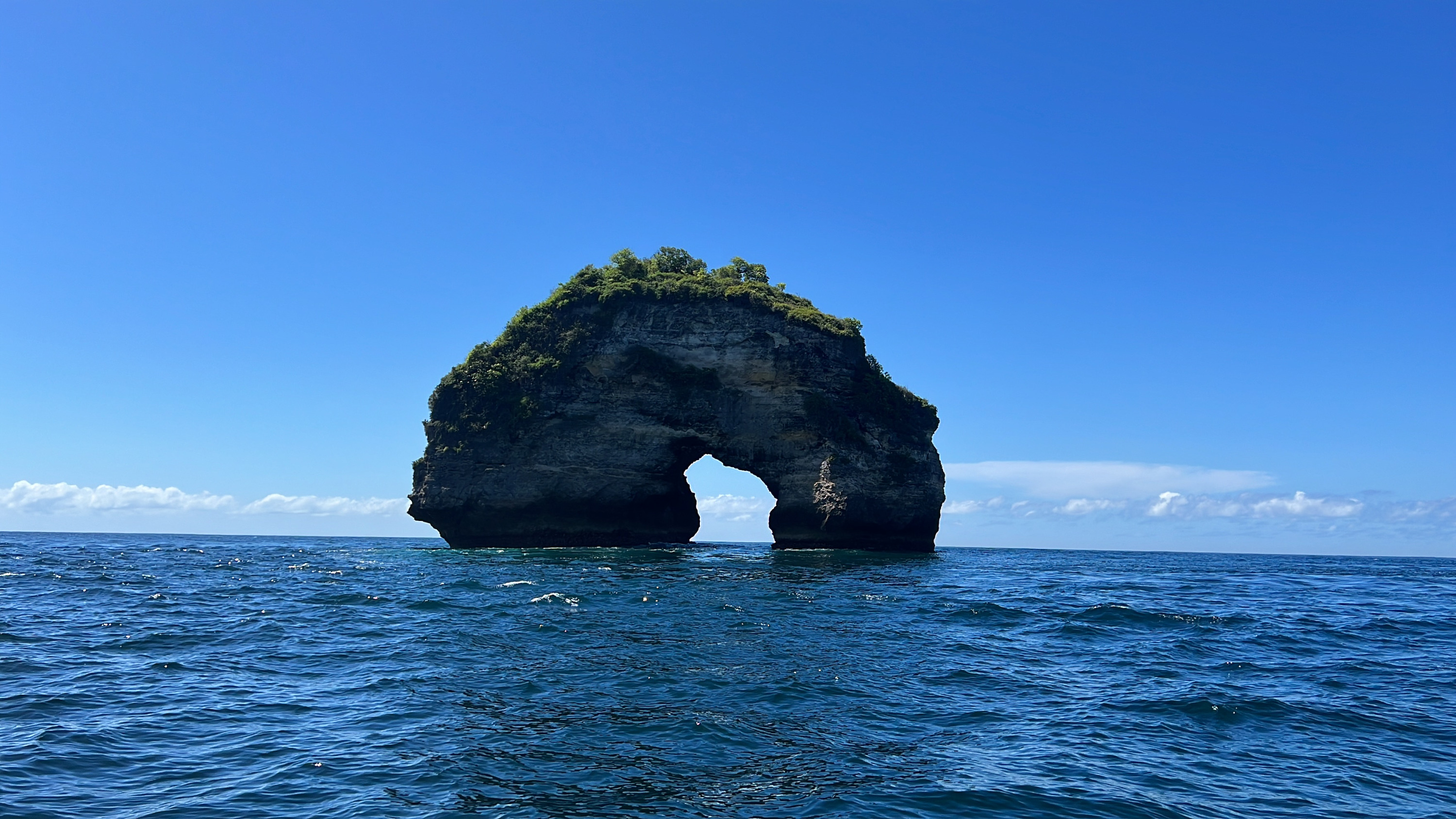 Full Day Yacht Experience to Nusa Penida Bali