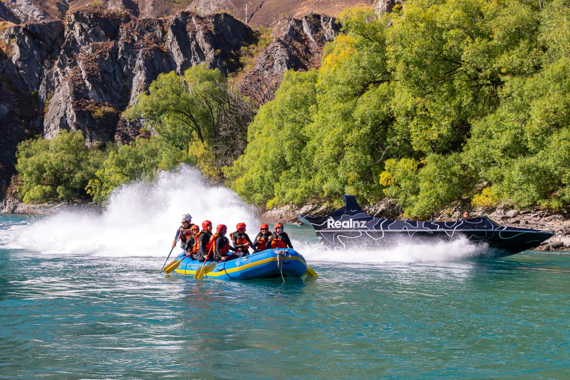 Kawarau River Whitewater Rafting with Jet Boat Ride