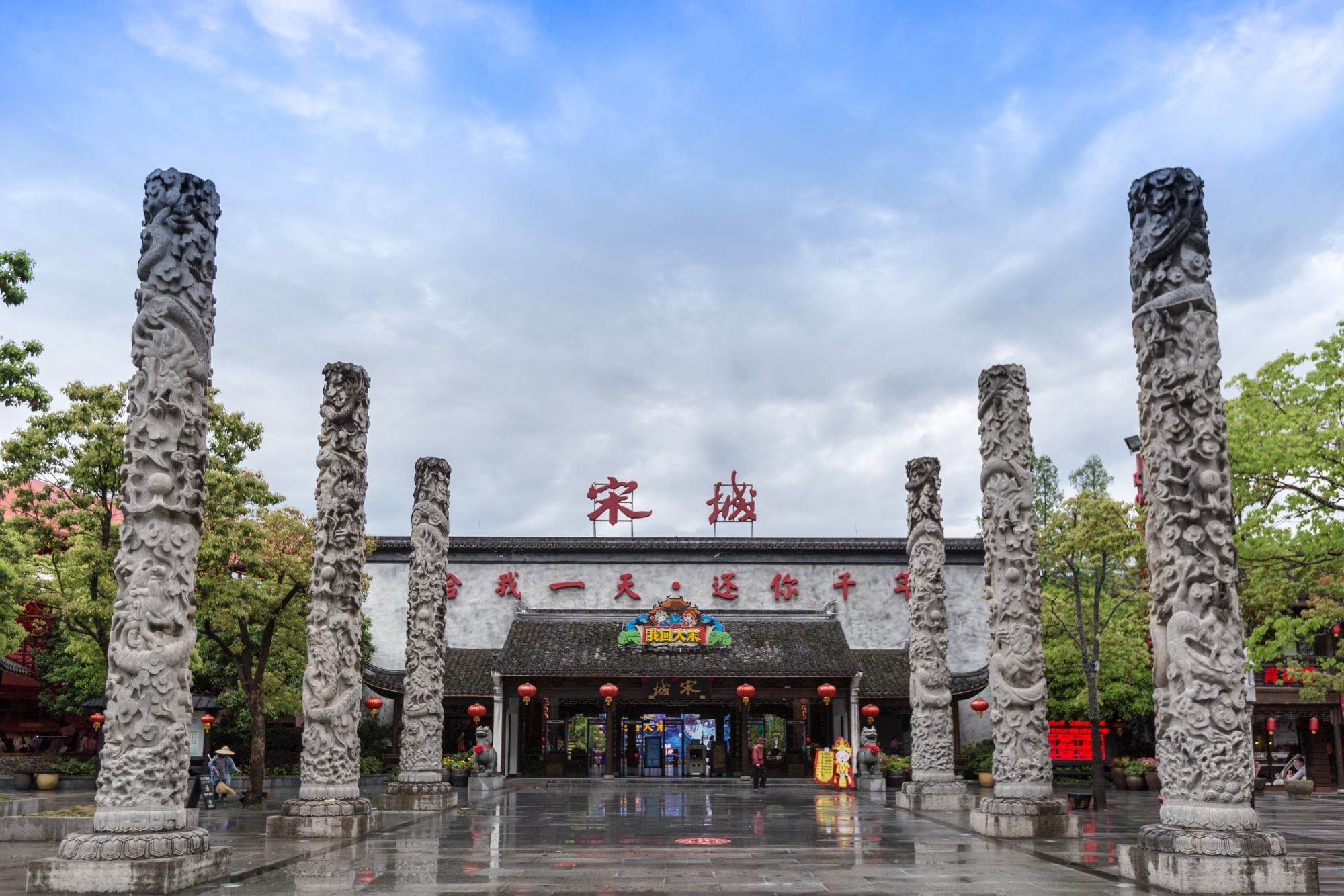 上海/杭州/蘇州/南京往返烏鎮+杭州暢遊江南2日遊（烏鎮西柵+遊西湖+雷峰塔+夜宿古鎮+漫步西柵賞夜景）