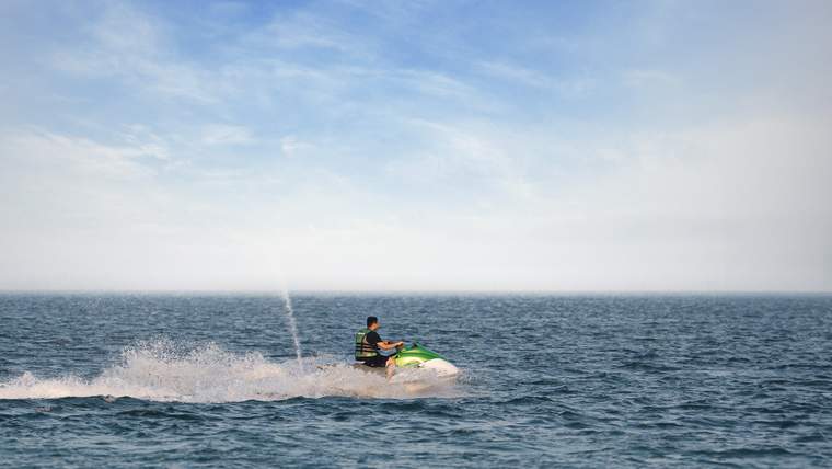 Land & Space Jet Ski Experience in Braira resort