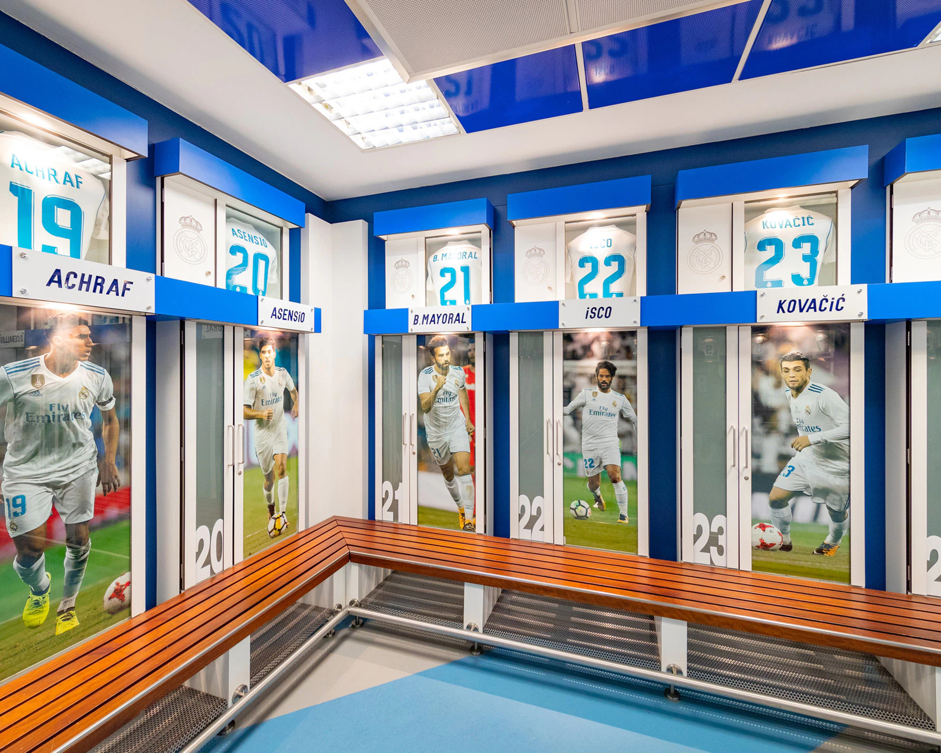 Explore the Legend: Santiago Bernabéu Tour