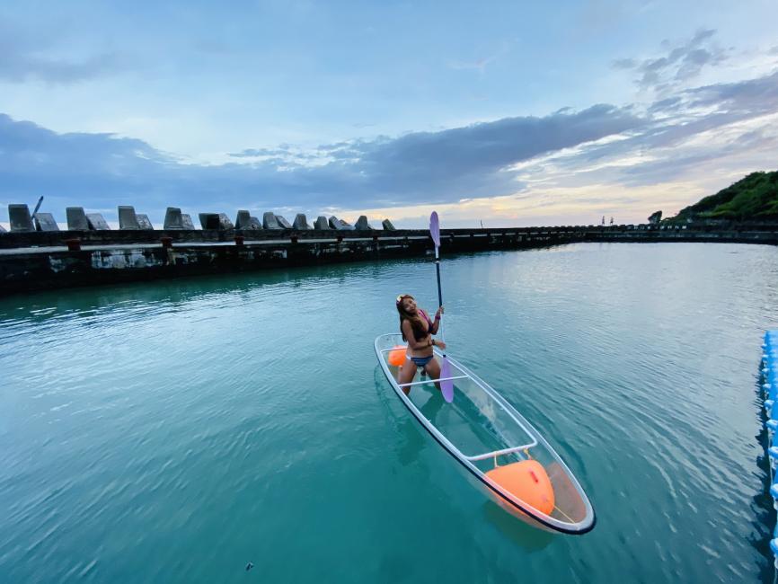 Transparent Canoe & Snorkeling in Xiaoliuqiu