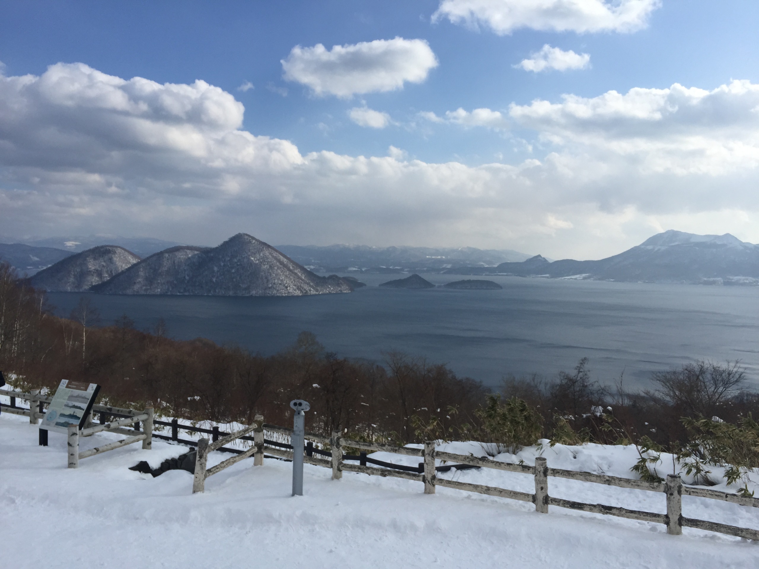 洞爺體驗雪上摩托車&洞爺熊牧場&網紅農場Lake Hill Farm&地獄谷 一日遊