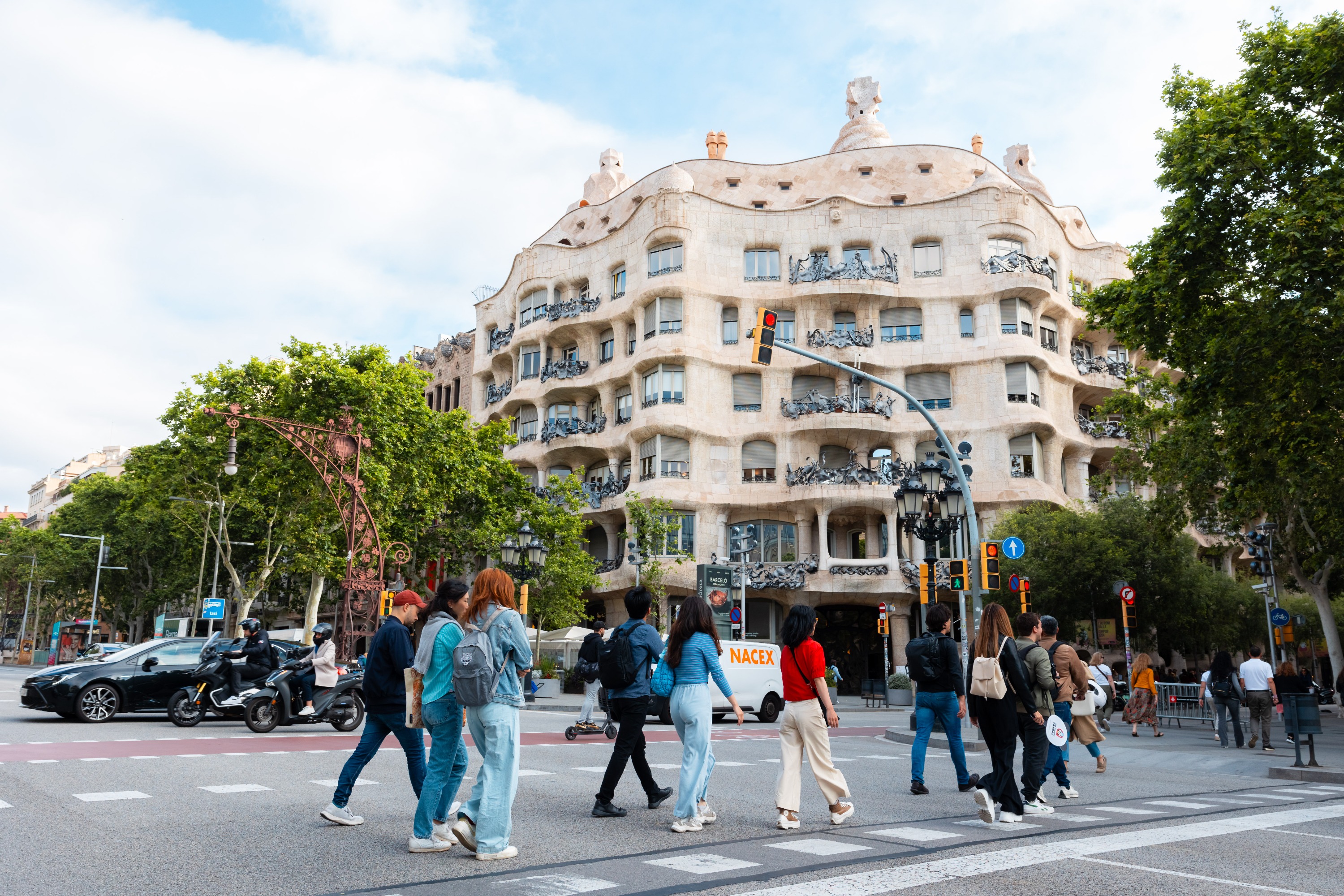 The 3 Gaudi Houses Tour in Barcelona