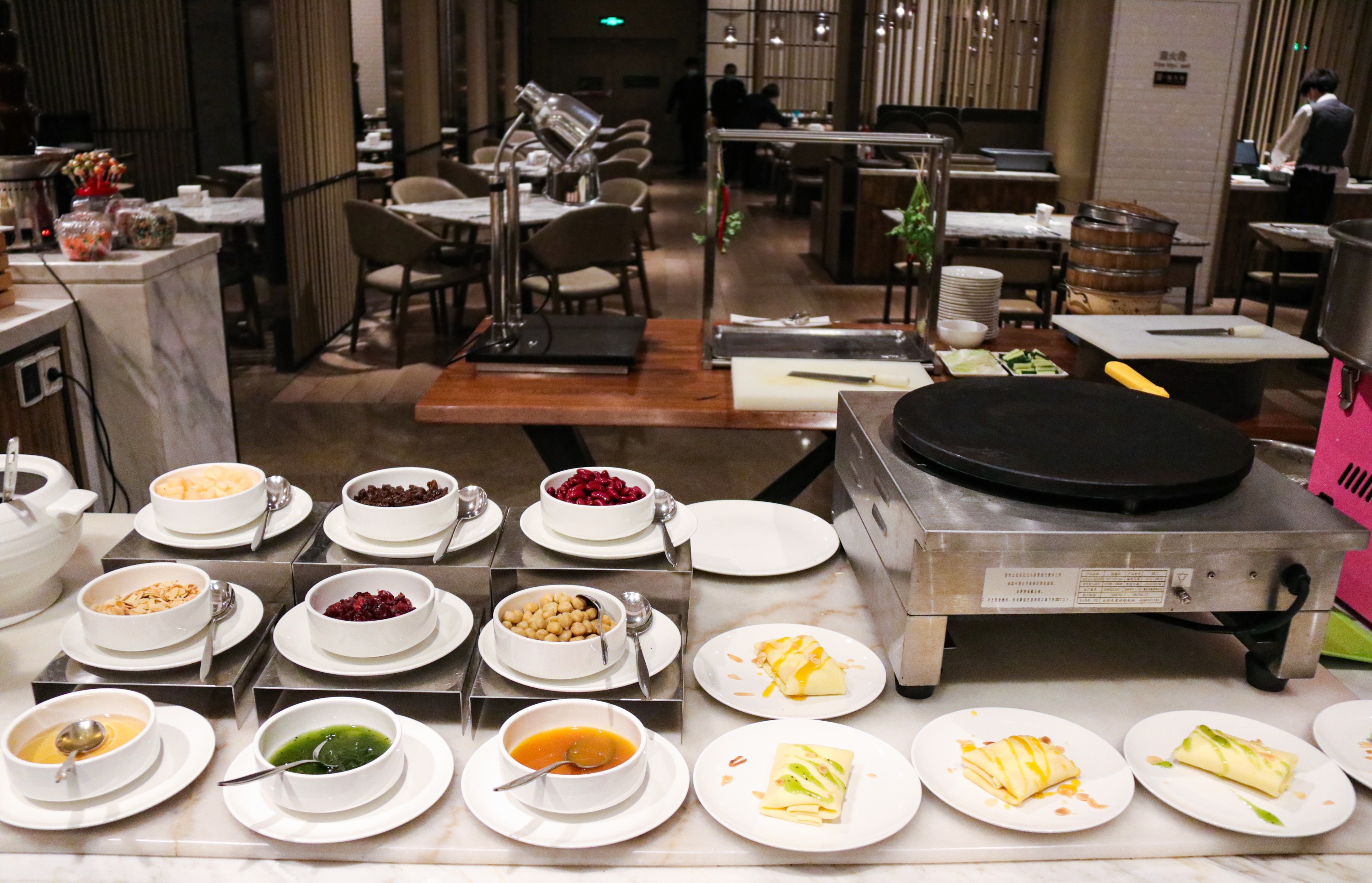 Buffet dinner