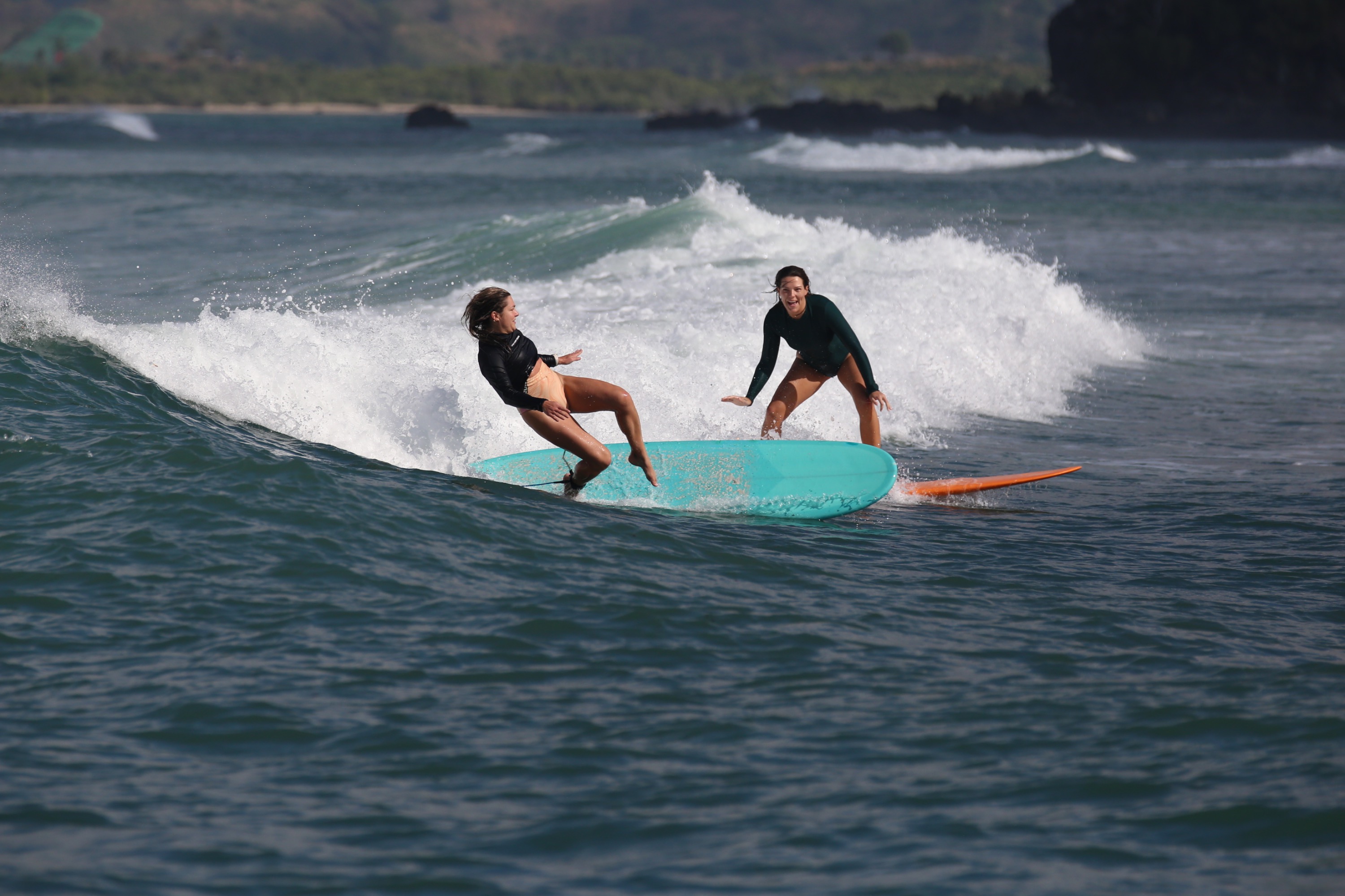 龍目島Tanjung Aan海灘衝浪課程（Nuna Surf School提供）