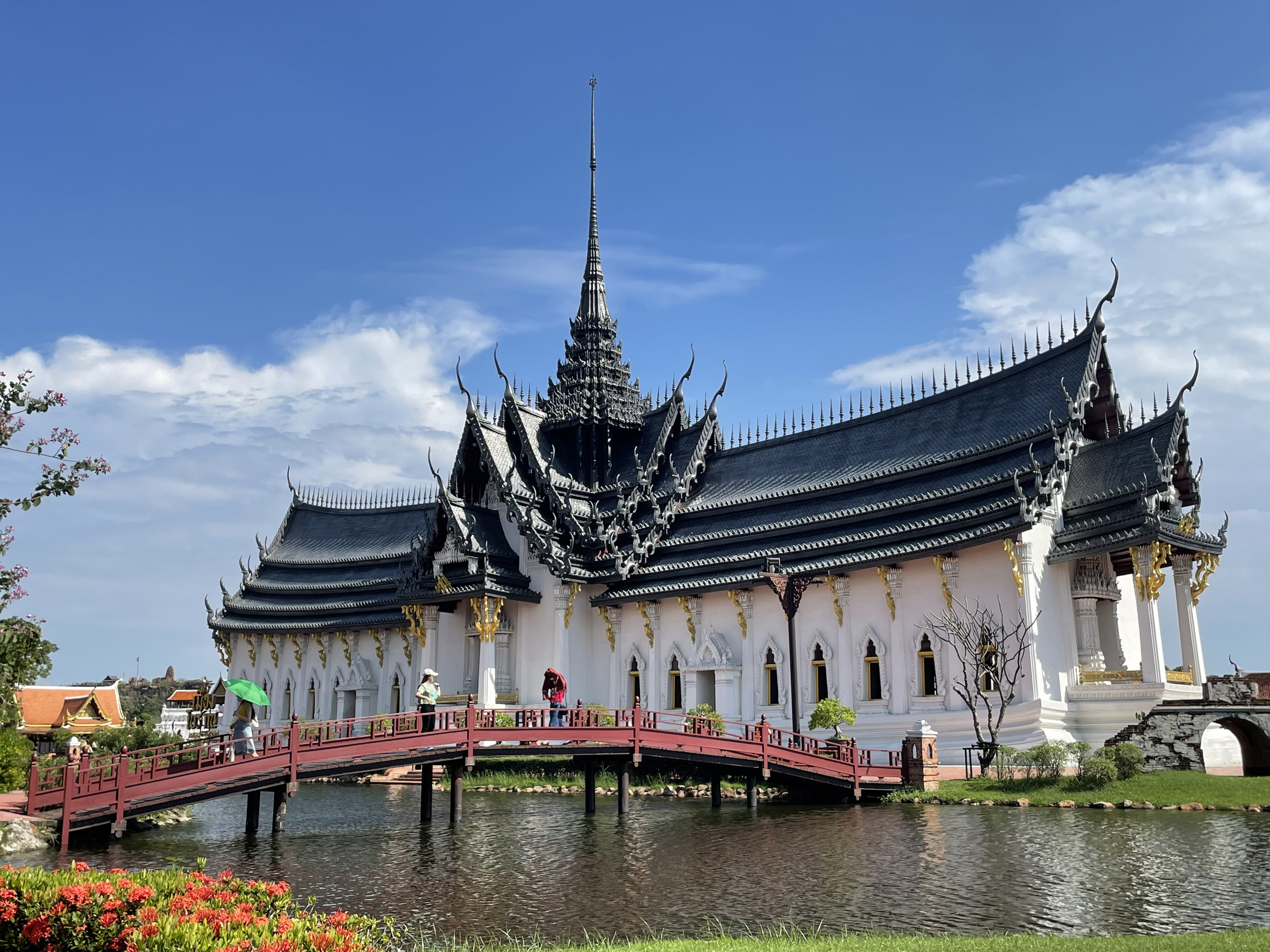曼谷歷史景點之旅：暹羅古城76府＆水門寺＆三頭象神博物館