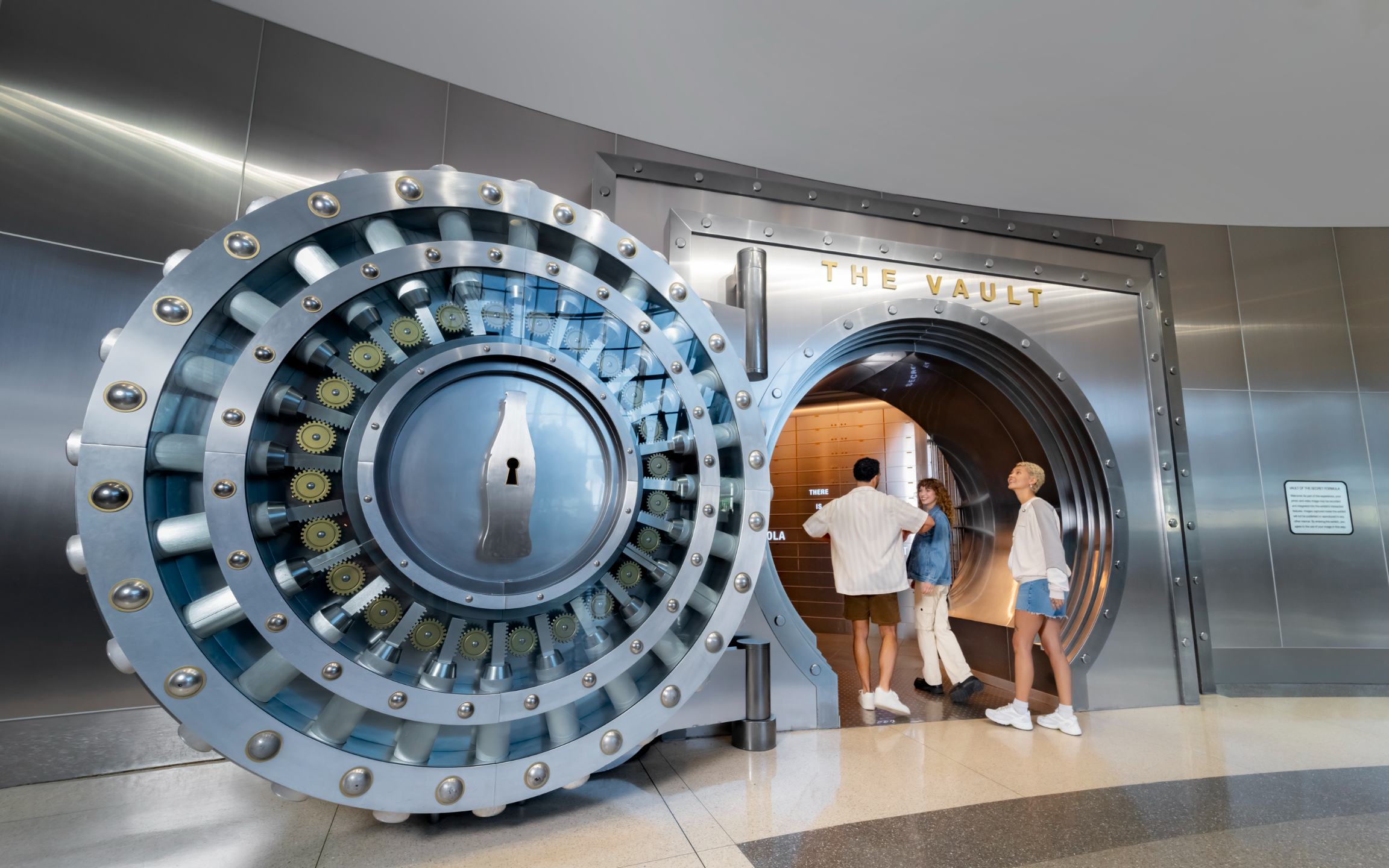 進入金庫，在獨特的體驗中發現秘密配方