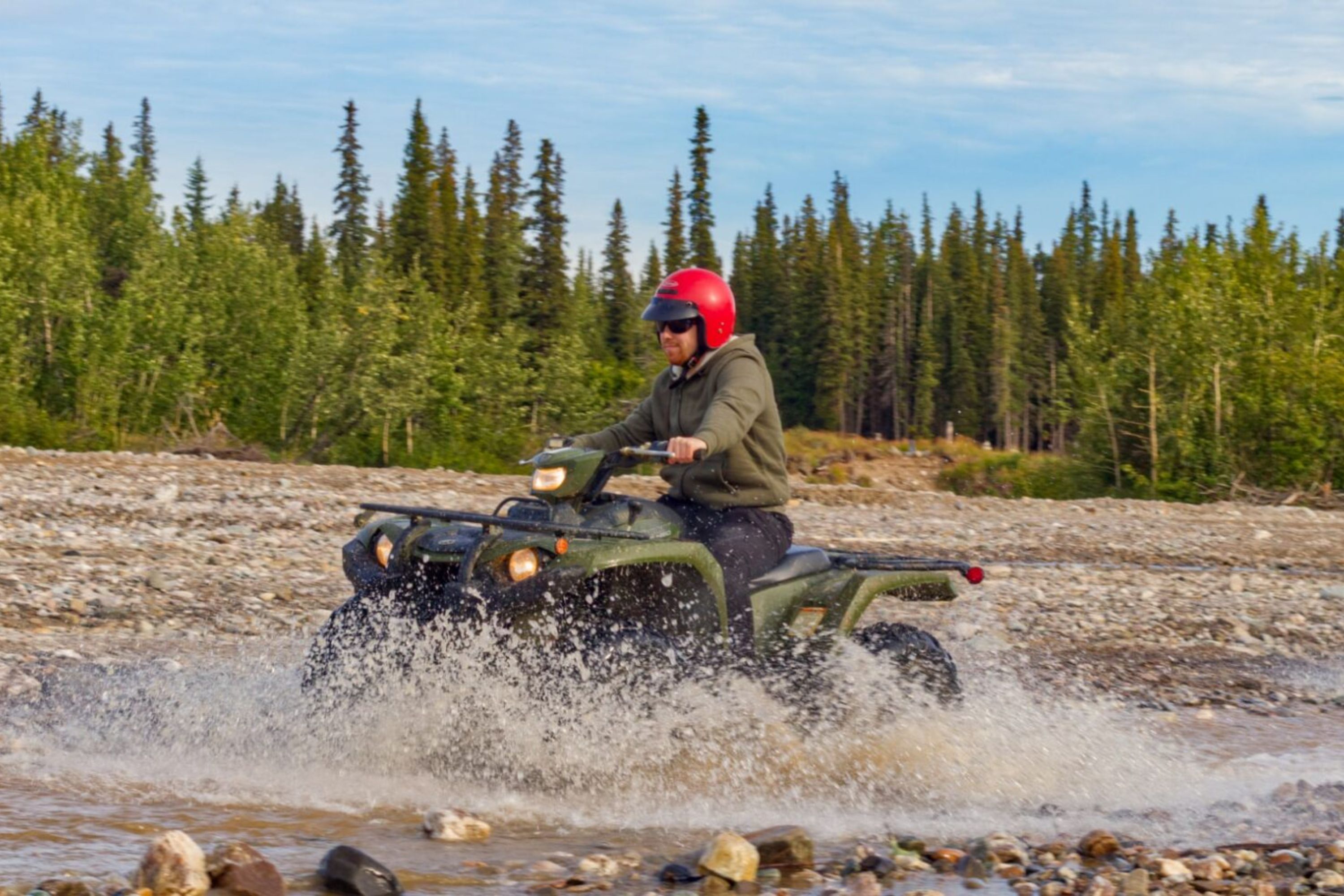 Breathtaking panoramas of the Alaska Range; nature’s masterpiece reveals itself at every turn