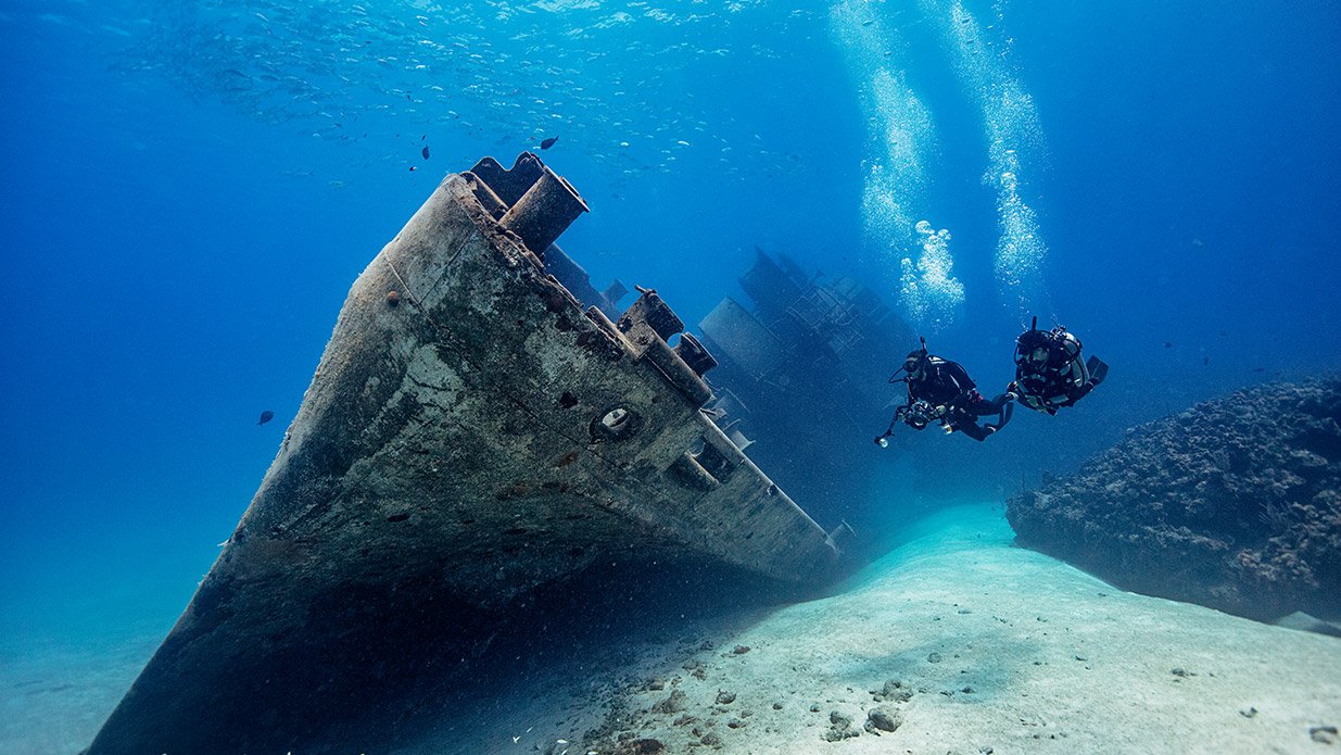 【探索二戰殘骸遺跡】科隆島 PADI 潛水中心進階潛水課程