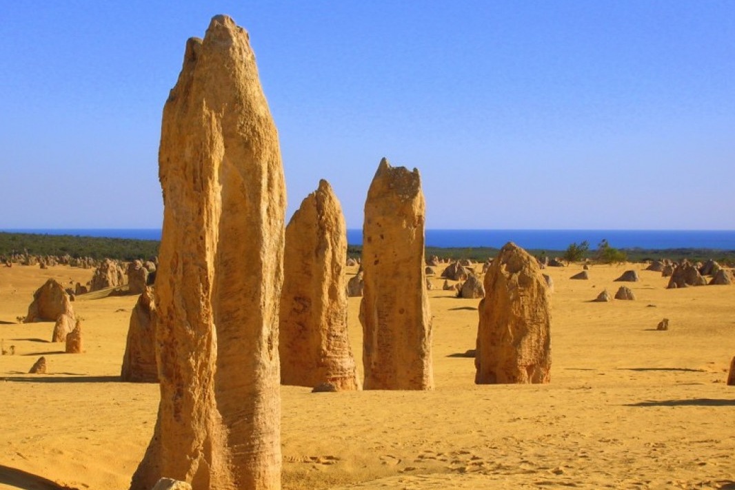 Hutt Lagoon 2-Day Tour with Chinese Guide and Scenic Photo Session