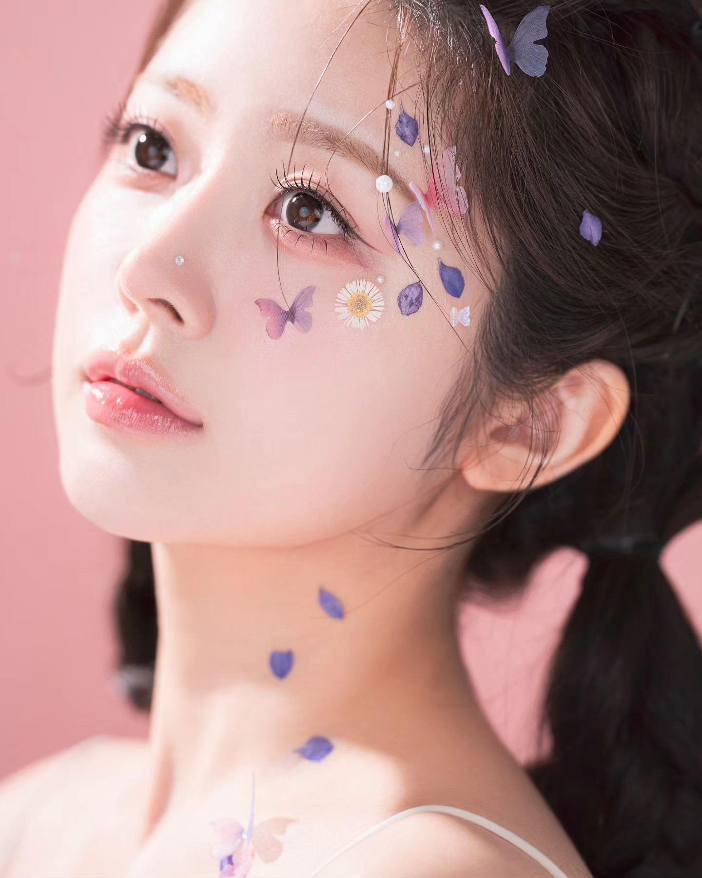 首爾書華攝影棚：體驗獨特的個人形象照拍攝服務 (Seohwafilm Studio: Unique Profile Picture Experience in Seoul)