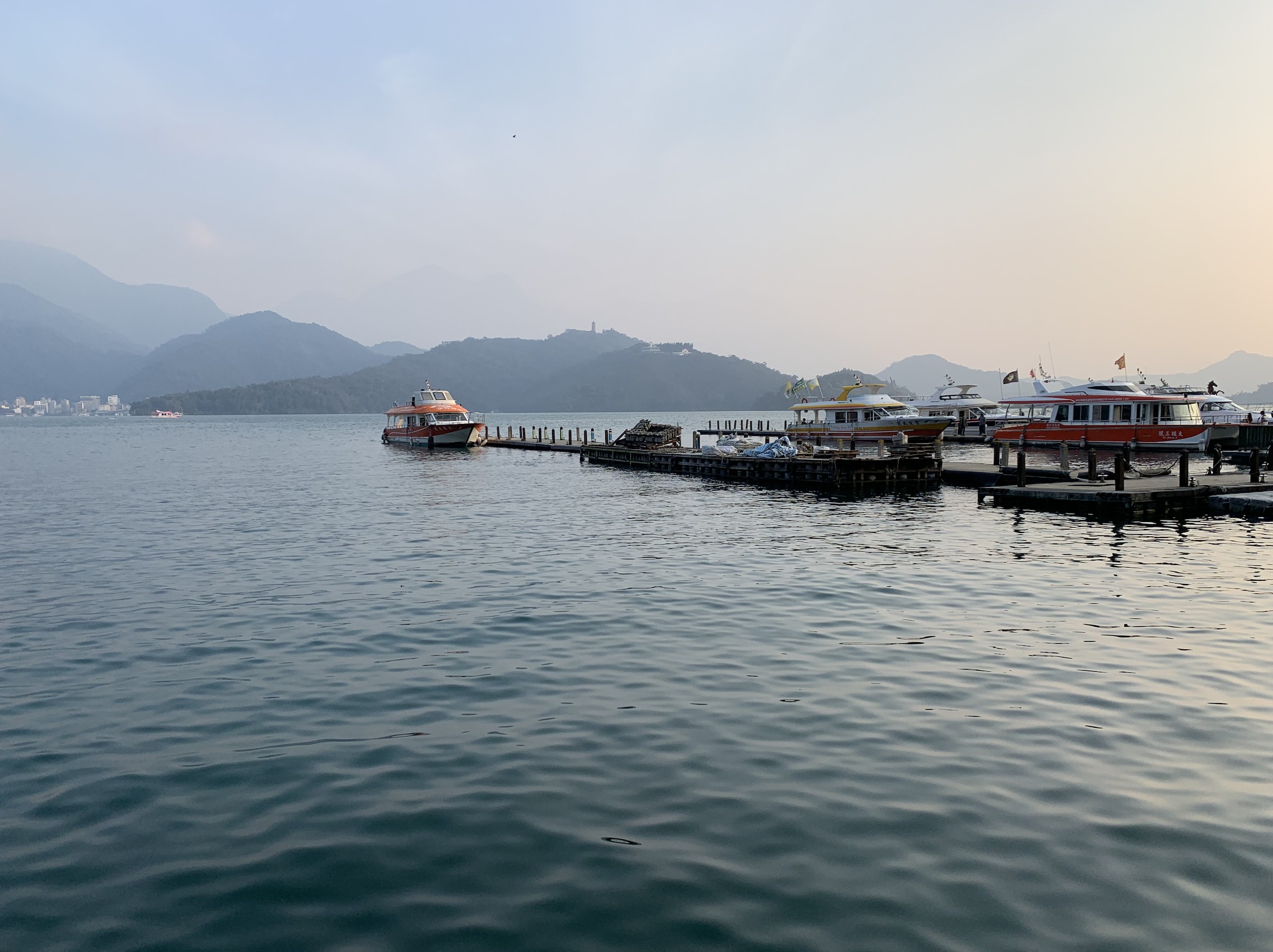 2-Day Private Tour to Sun Moon Lake and Mount Hehuan