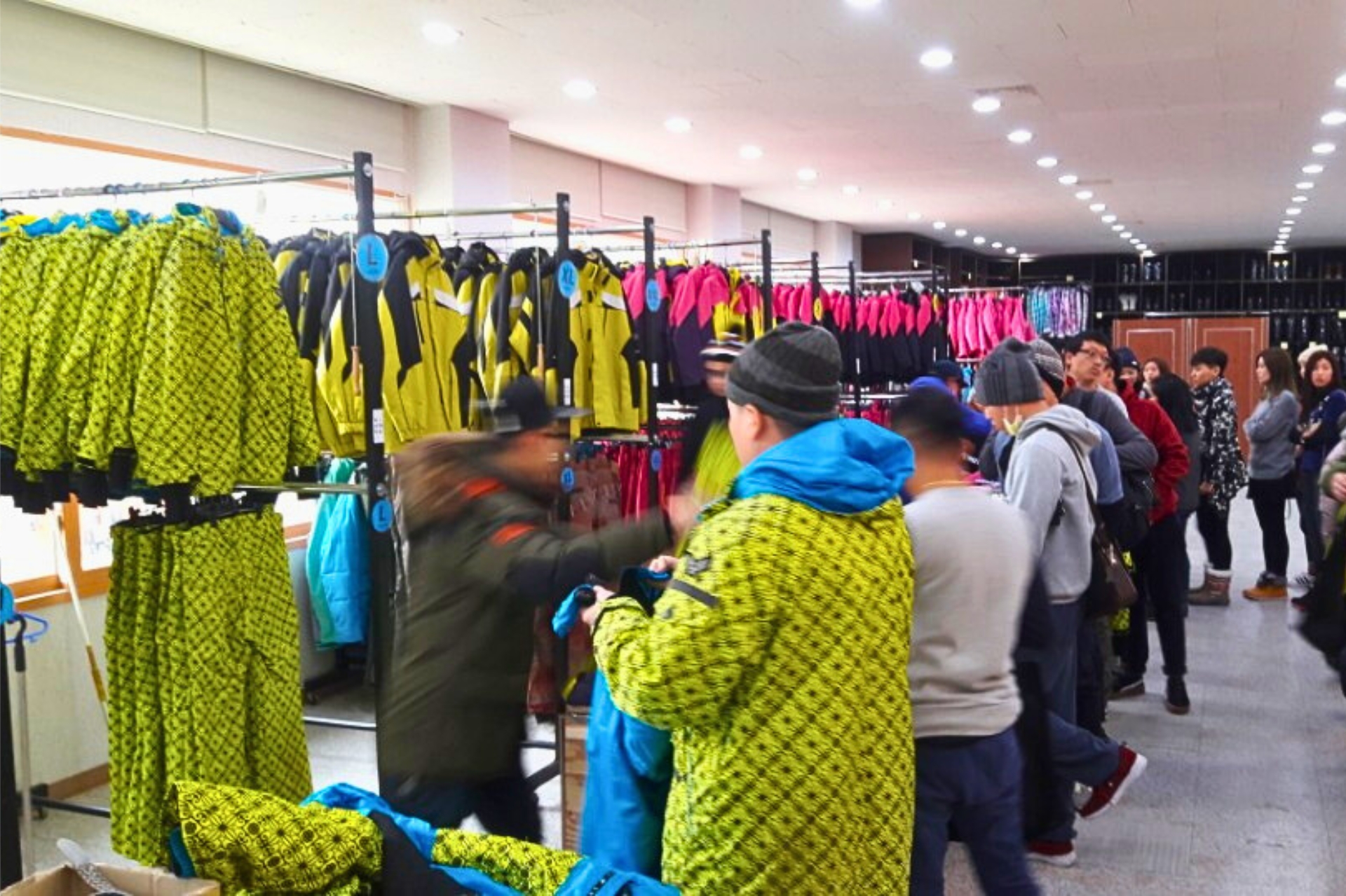 [Early Bird] Vivaldi Park Ski/Snowboard Trip from Seoul
