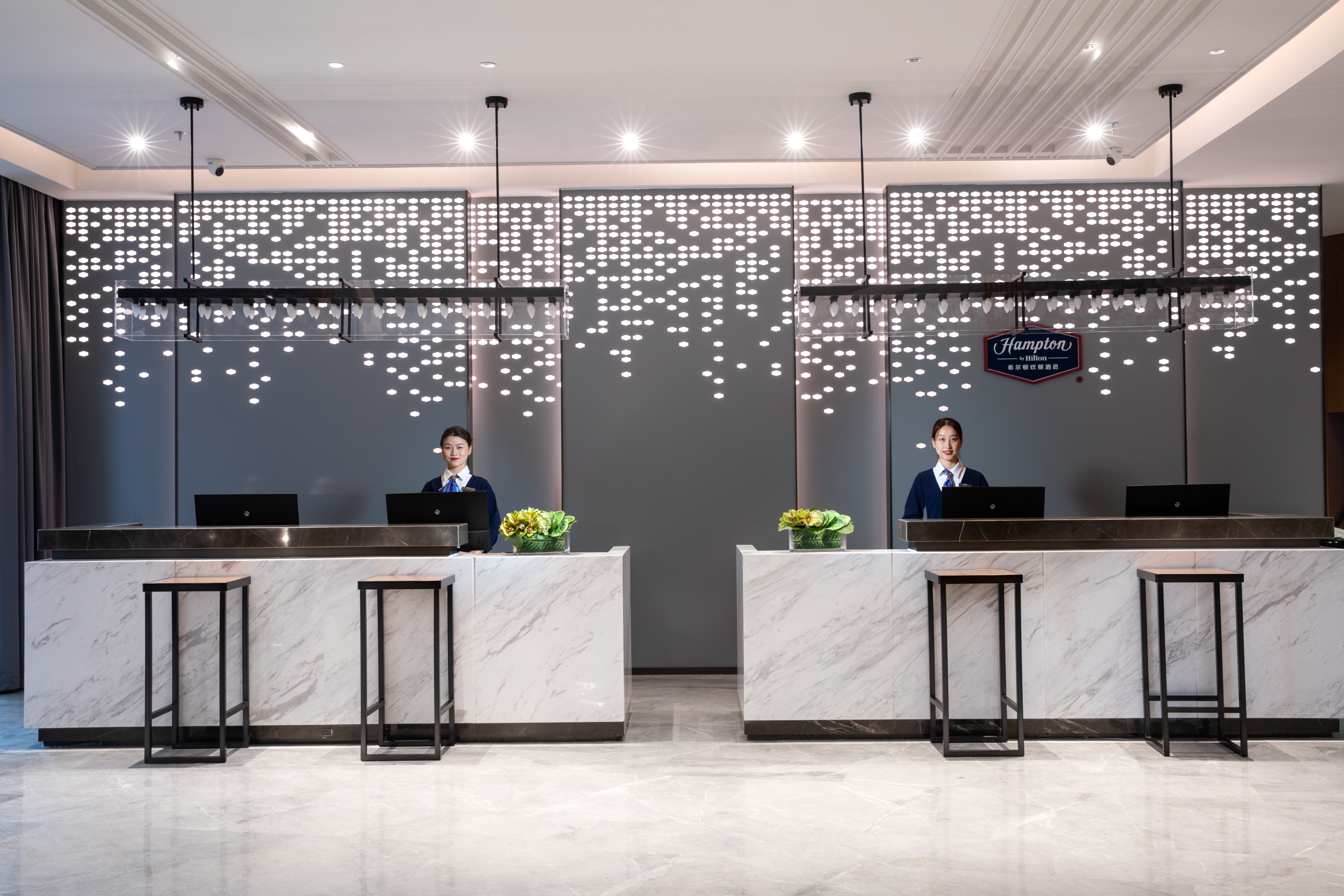 Hampton by Hilton Shenzhen Dameisha Lobby