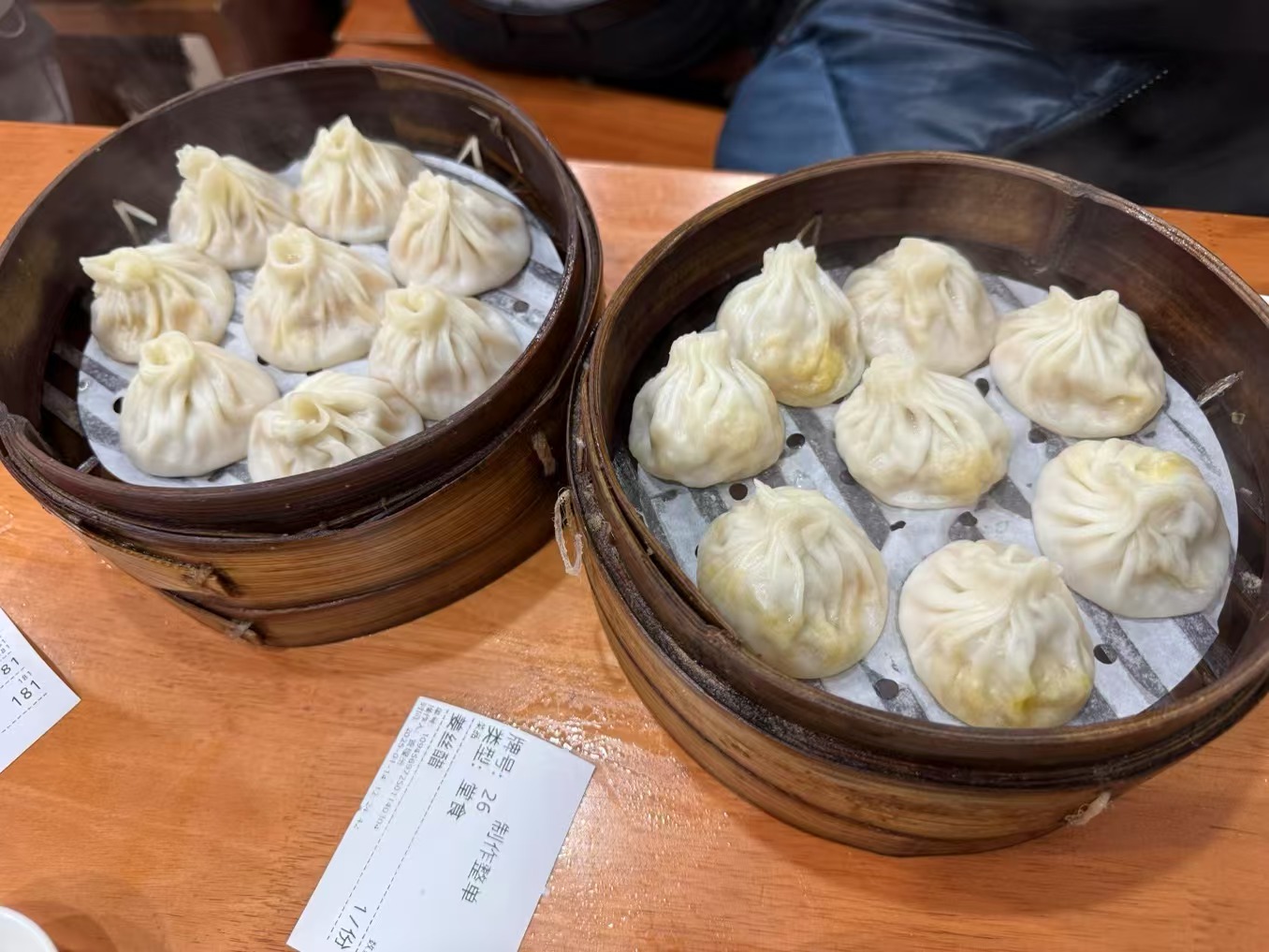 上海著名景點打卡一日遊（享用米其林小籠包“萊萊小籠”）