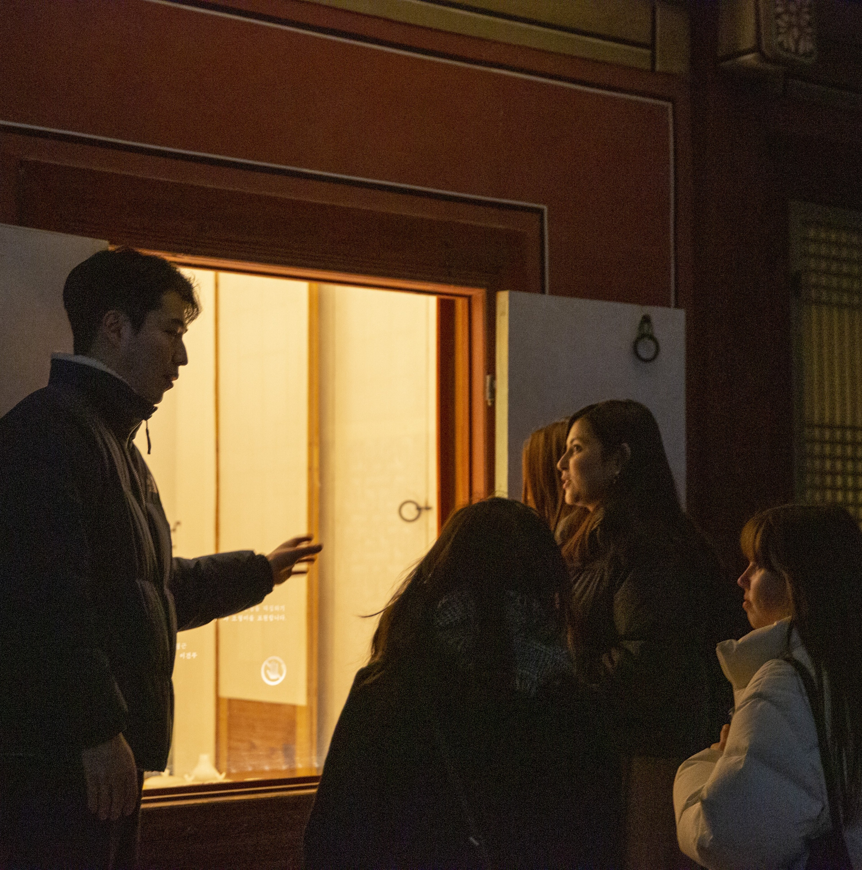 首爾：夜間宮殿、寺廟和市場美食導覽