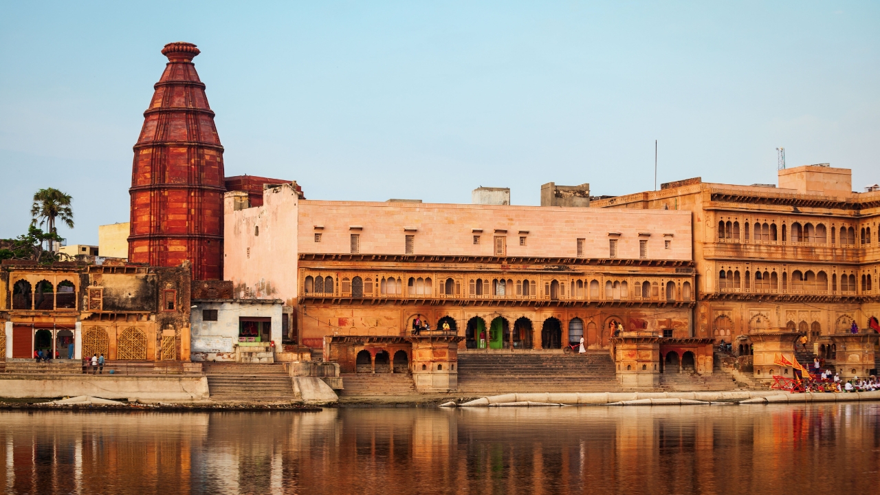 Same Day Mathura and Vrindavan Tour From Delhi 