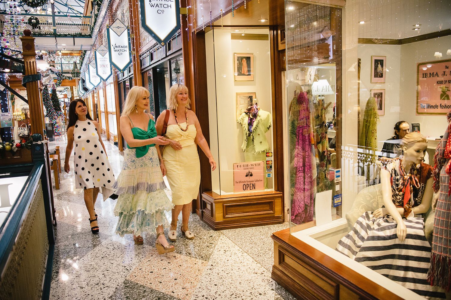 Brisbane Shopping Tours with an English or Mandarin Personal Stylist