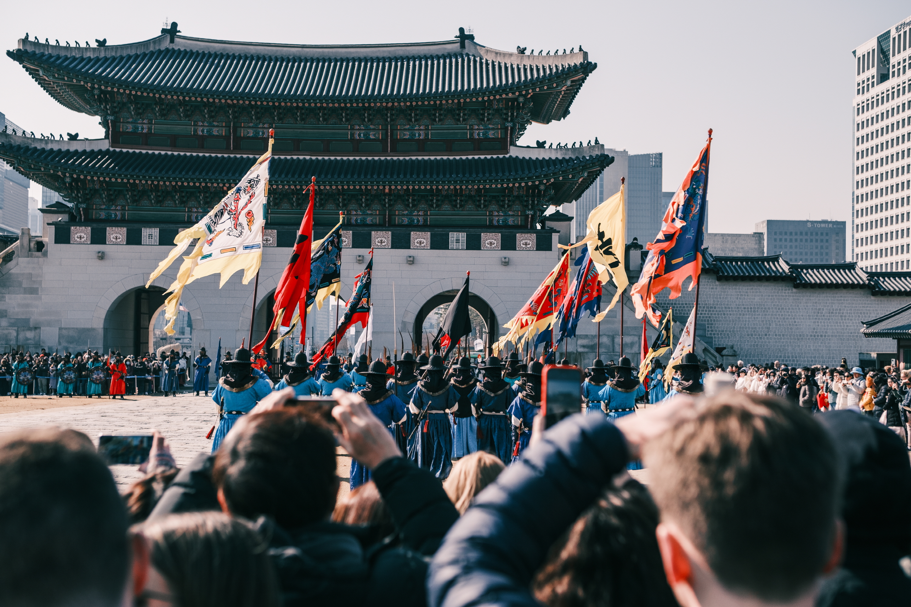 景福宮韓服體驗與歷史之旅 (Hanbok Photoshoot and History Tour at Gyeongbokgung Palace)