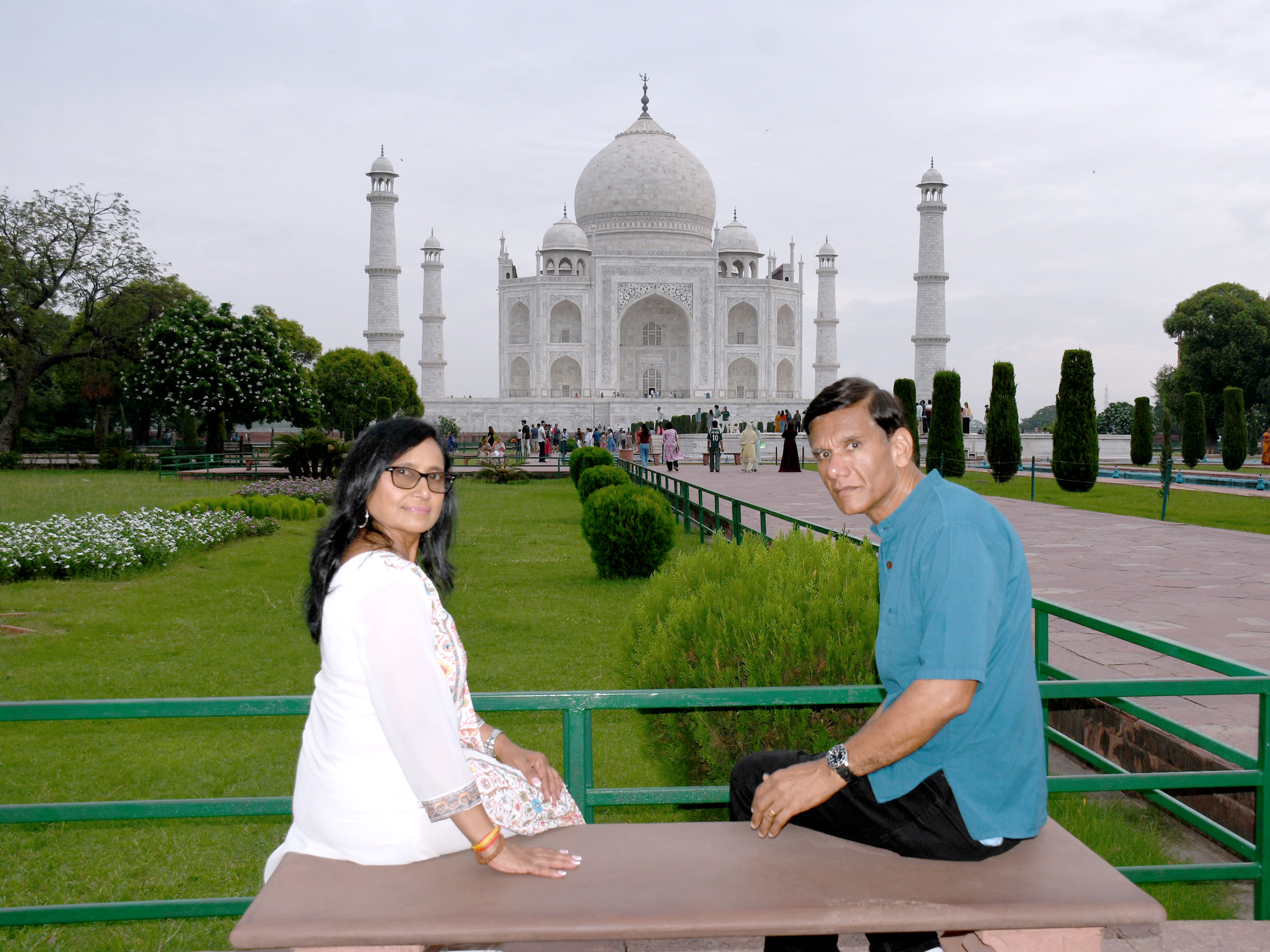 From Delhi: Taj Mahal & Agra Private Day Trip with Transfers