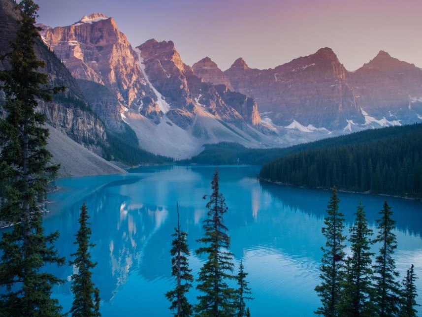 Shuttle Service between Canmore, Banff, Moraine Lake, Lake Louise