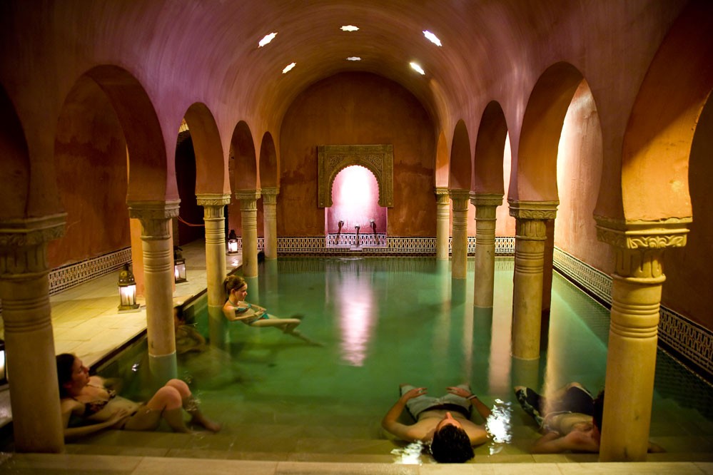 Alhambra and Generalife Tour in Granada with Arabian Bath