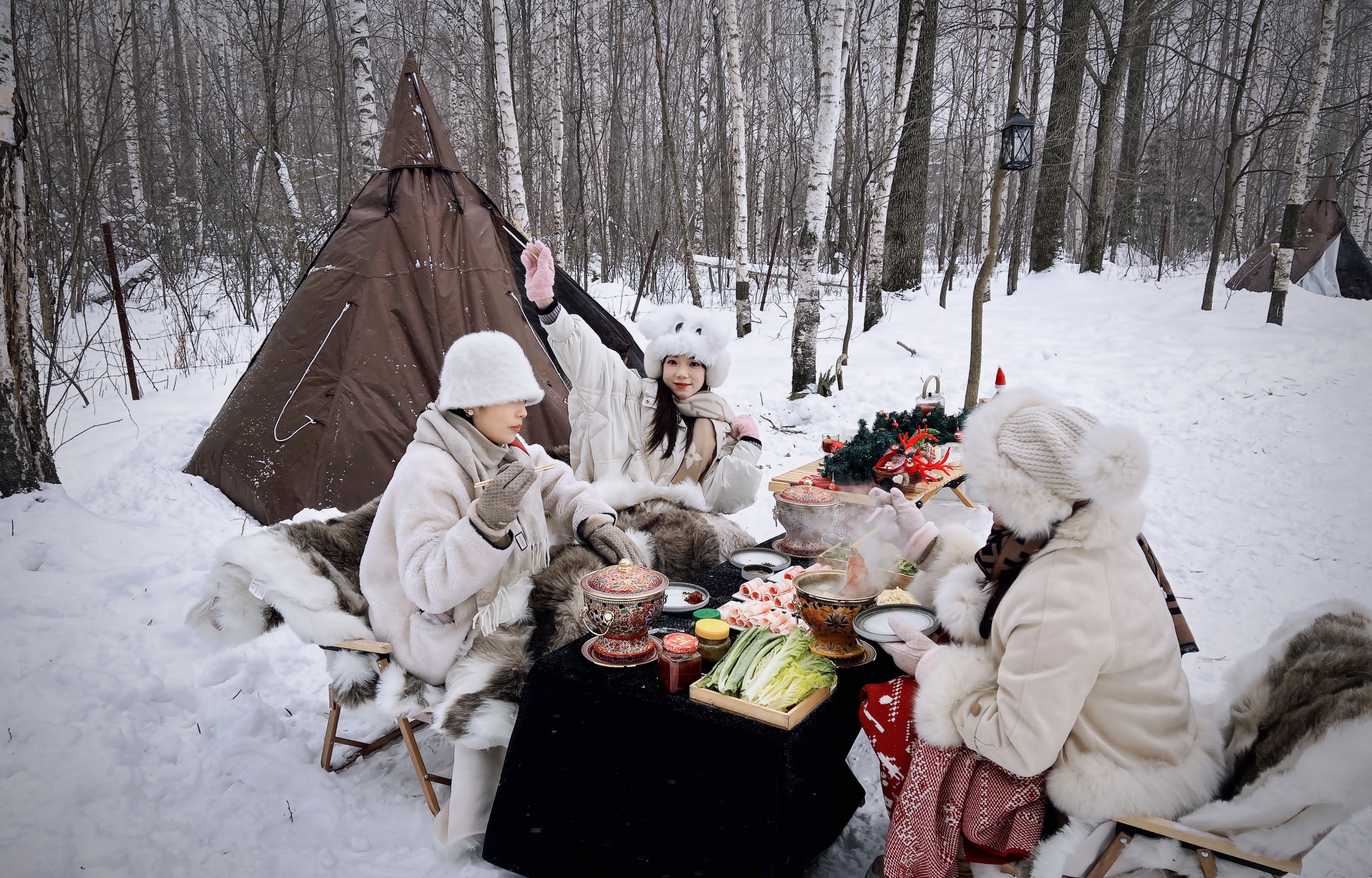 Experience a piping hot hot pot feast in the snowy Changbai Mountains
