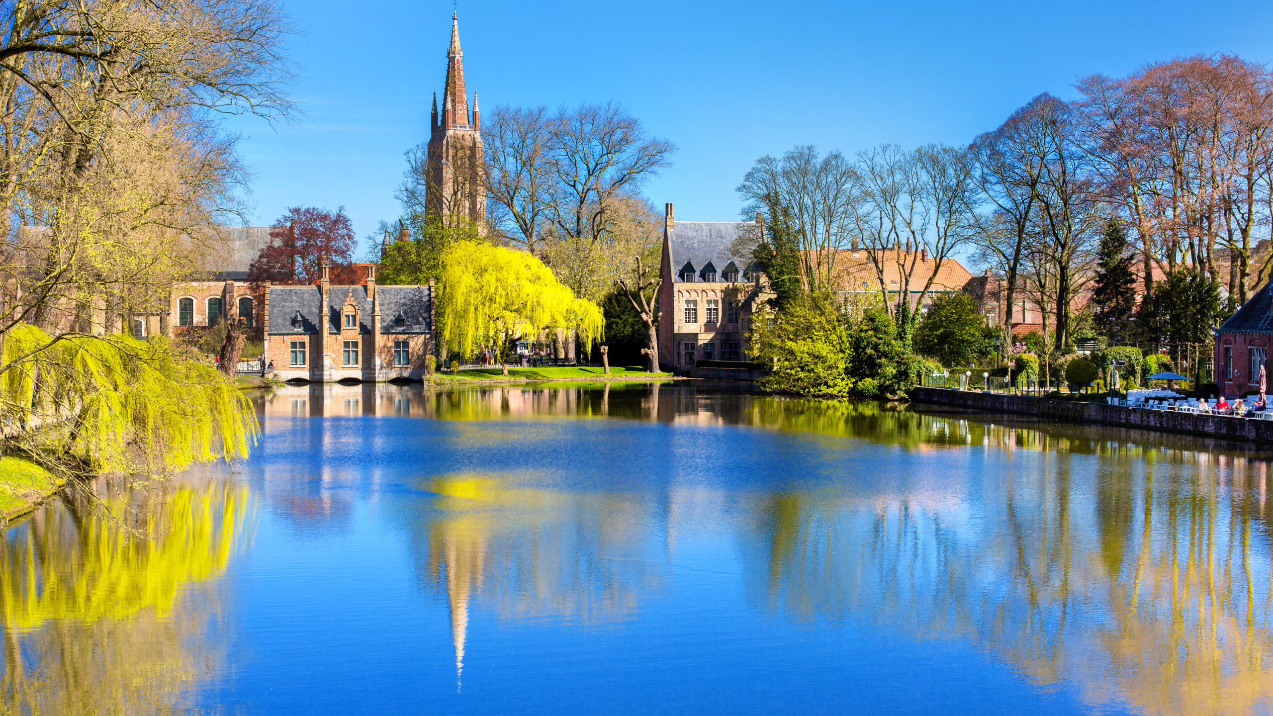 Uncover the Timeless Beauty of Bruges Old Town: A Captivating