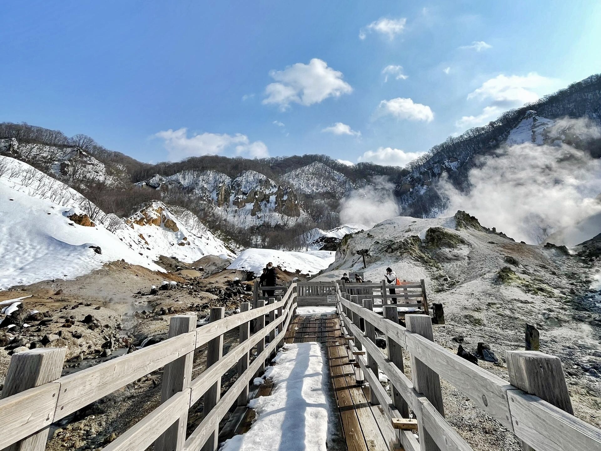 浪漫北海道登別一日遊｜洞爺湖展望臺＋昭和新山熊牧場＋Lake Hill Farm+登別地獄谷【札幌出發｜冬季限定】