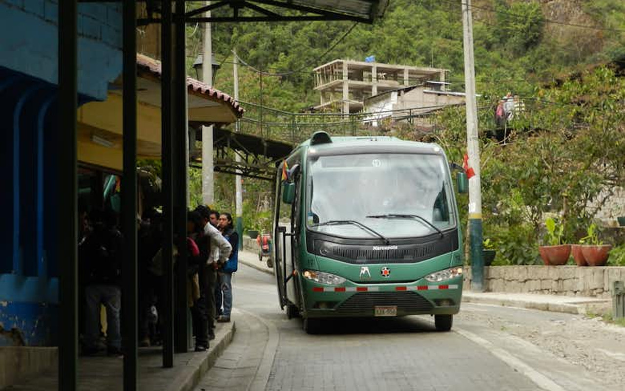 Machu Picchu Shuttle Bus Transfer from Aguas Calientes