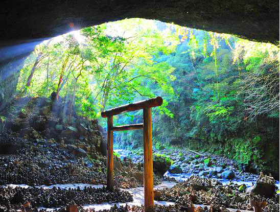 九州峽谷列車體驗｜高千穗・天安河原・天巖戶神社・天空小火車・一日往返