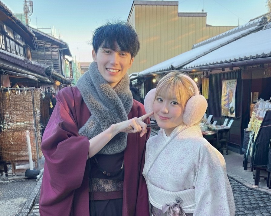 在名古屋盡情享受和服/浴衣租借體驗吧！👘 包含著裝、髮型設計與飾品配件。 穿梭於歷史街道與節慶活動中，拍下令人驚豔的美照！ 立即預訂，在名古屋展開獨一無二的體驗！🌞✨


