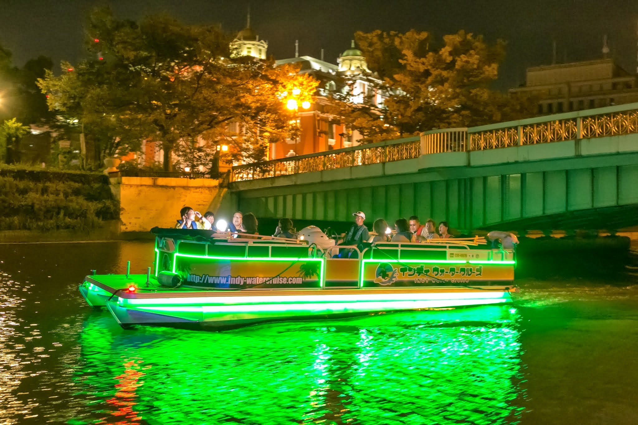 [Christmas Limited] Nakanoshima Illumination Cruise in Osaka